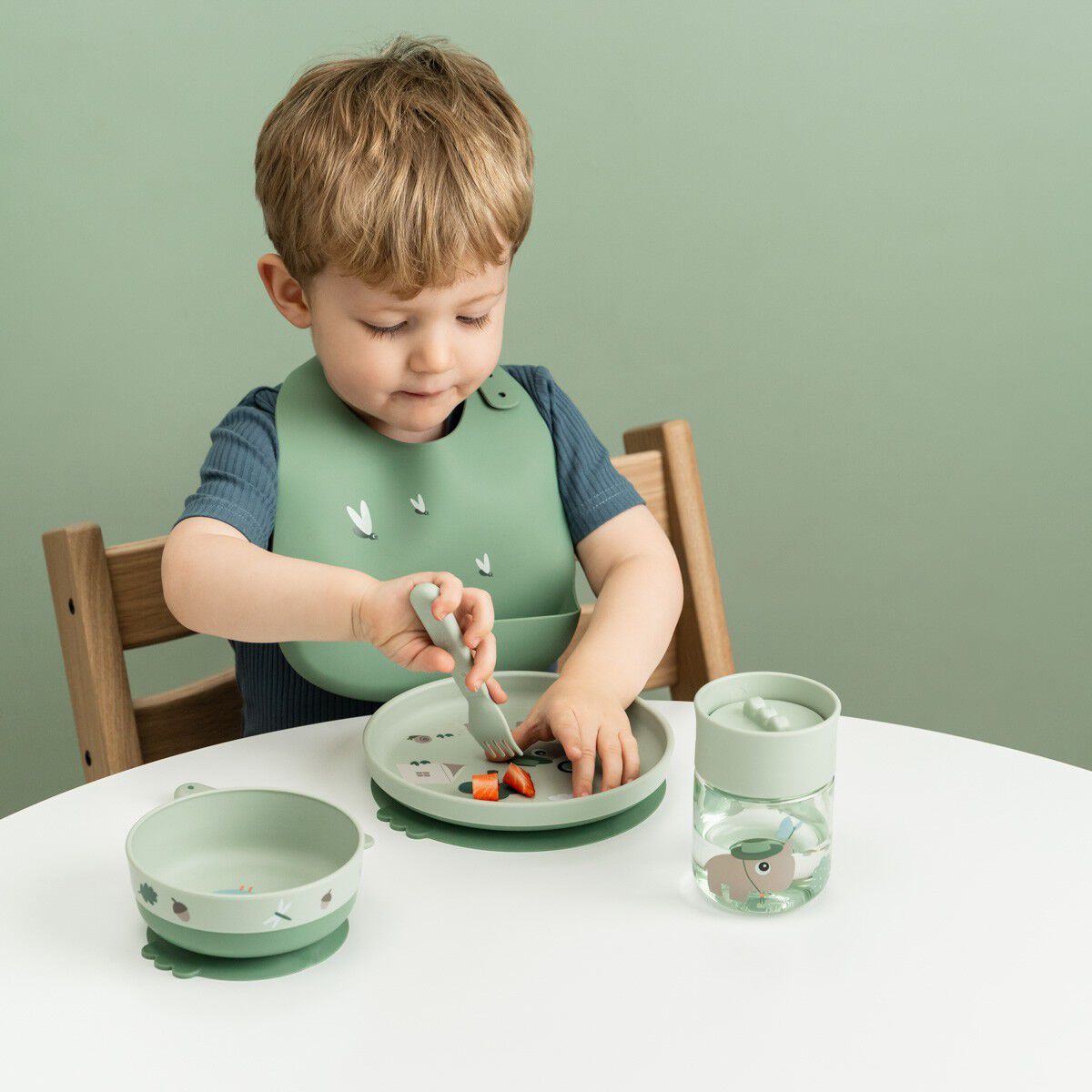 Foodie spises&aelig;t m/360&deg; kop Tiny trails Gr&oslash;n