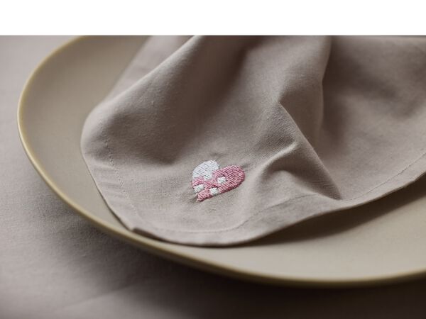 Tøyservietter Christmas Hearts Embroidery 4 stk. Rose
