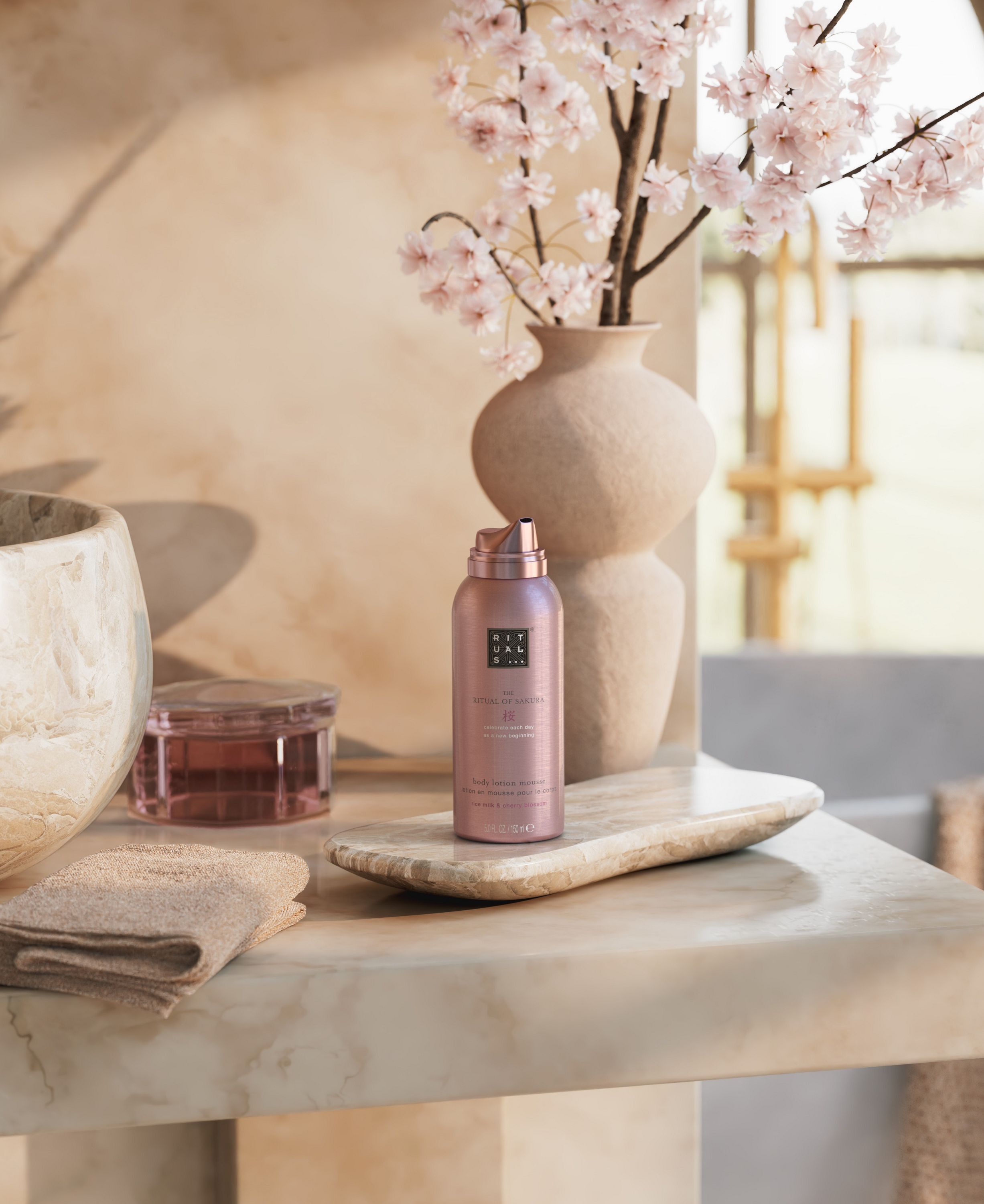 The Ritual of Sakura Body Lotion Mousse