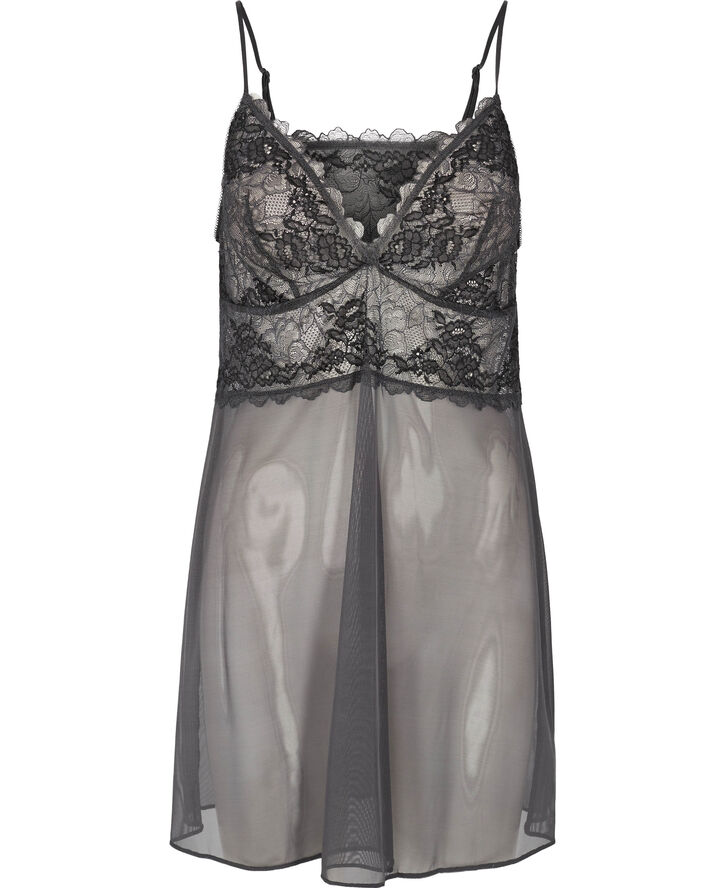 LACE PERFECTION CHEMISE