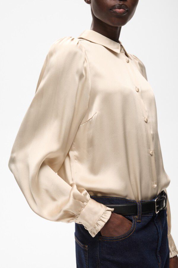 DavilaIW Premium Shirt