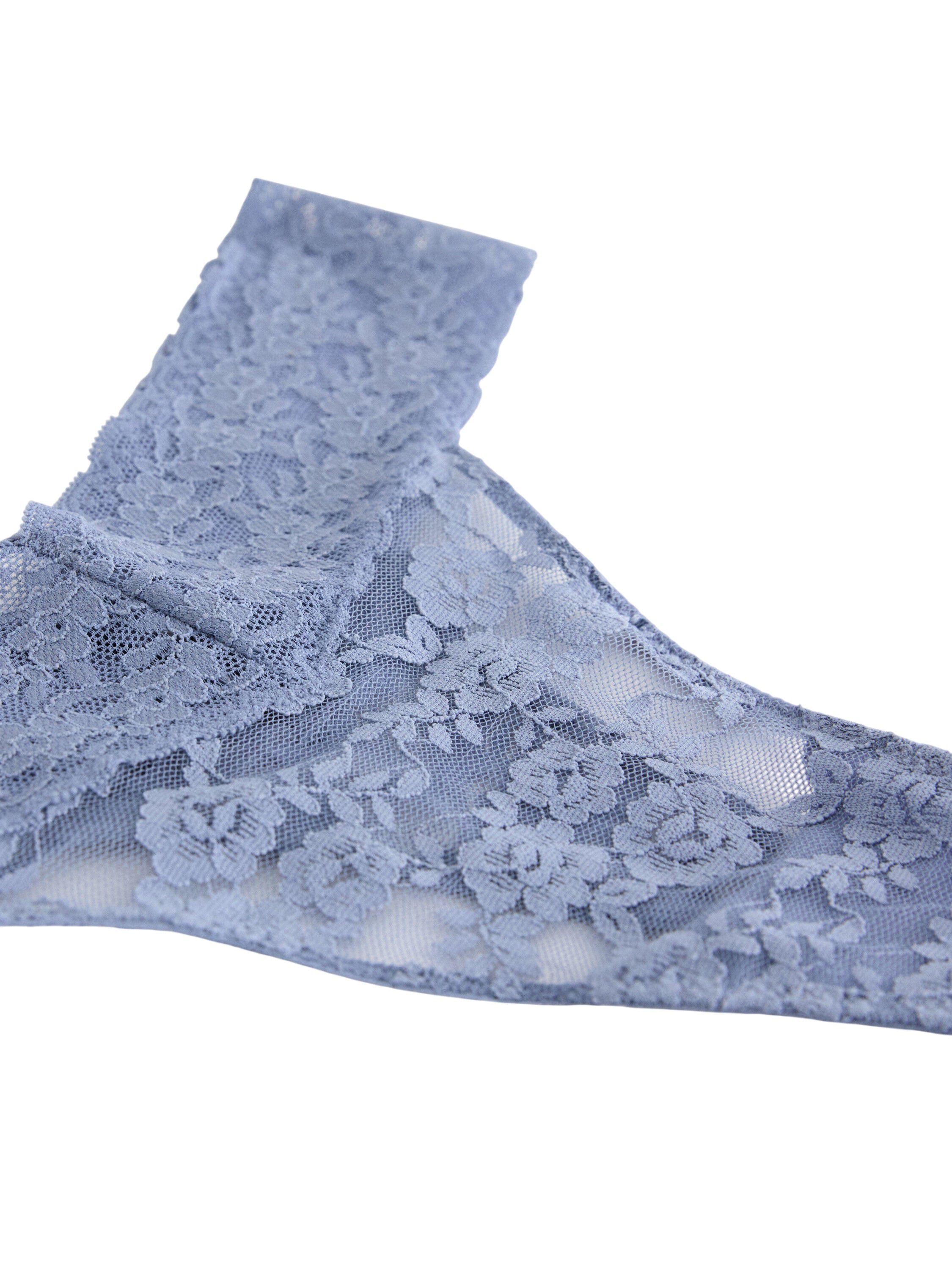 Stringtrosor i mjuk spets med l&aring;g