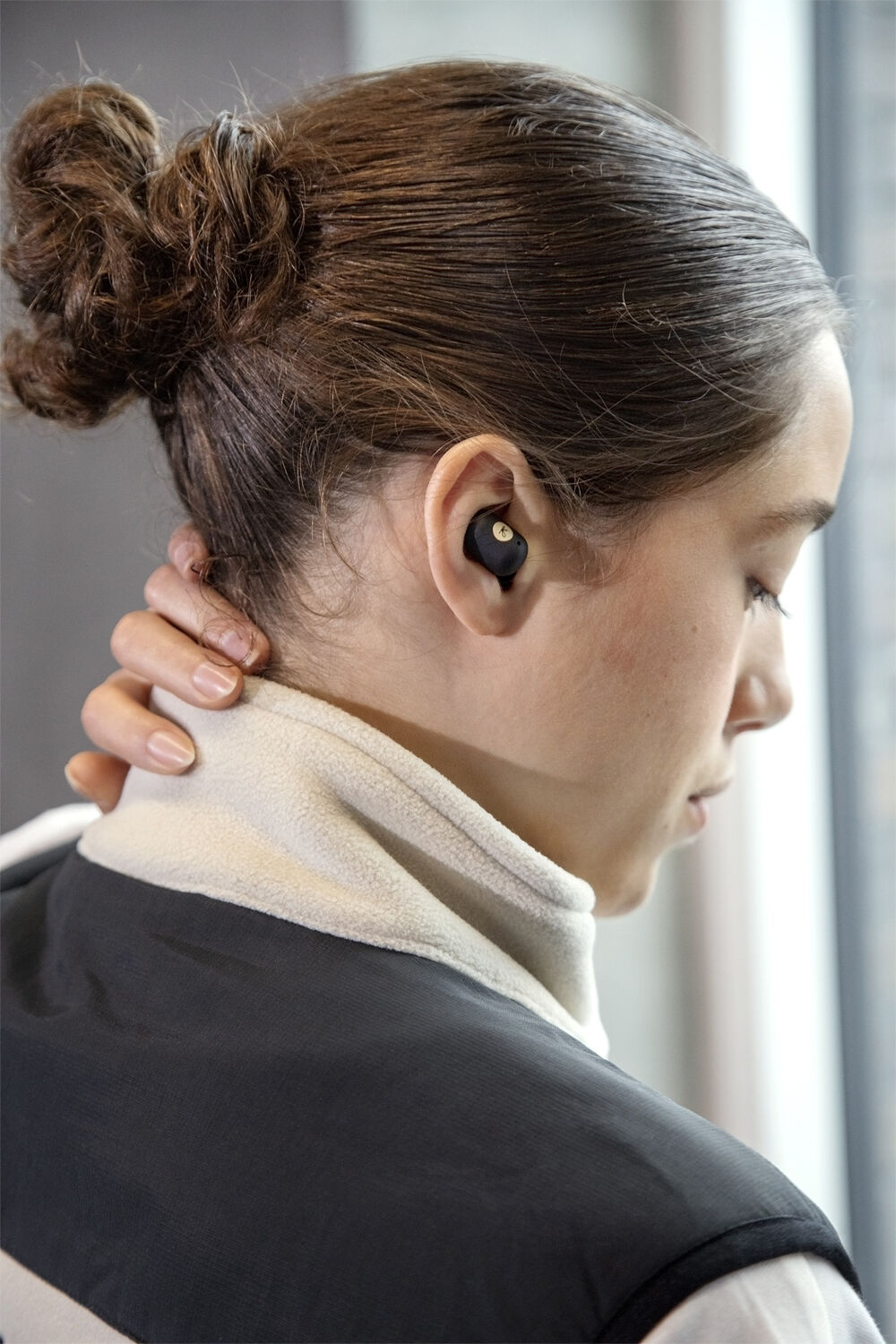 toCHARGE GO In-ear &oslash;retelefoner, tr&aring;dl&oslash;s lading og powerbank