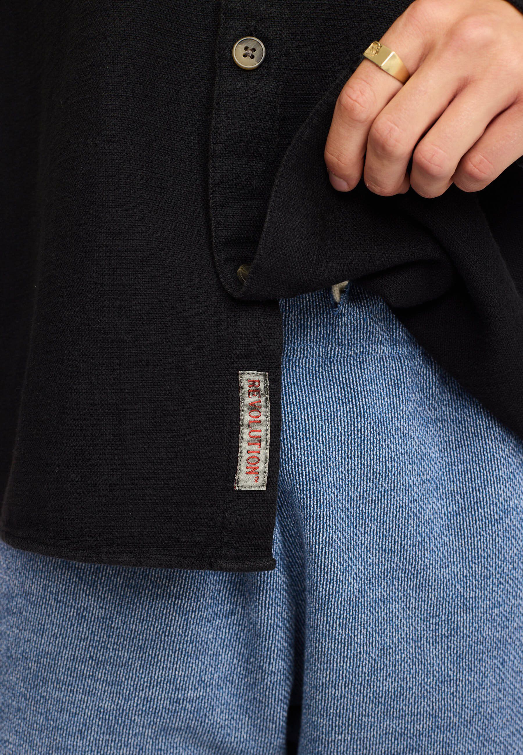 A casual overshirt in a structured garment dyed cotton fabri