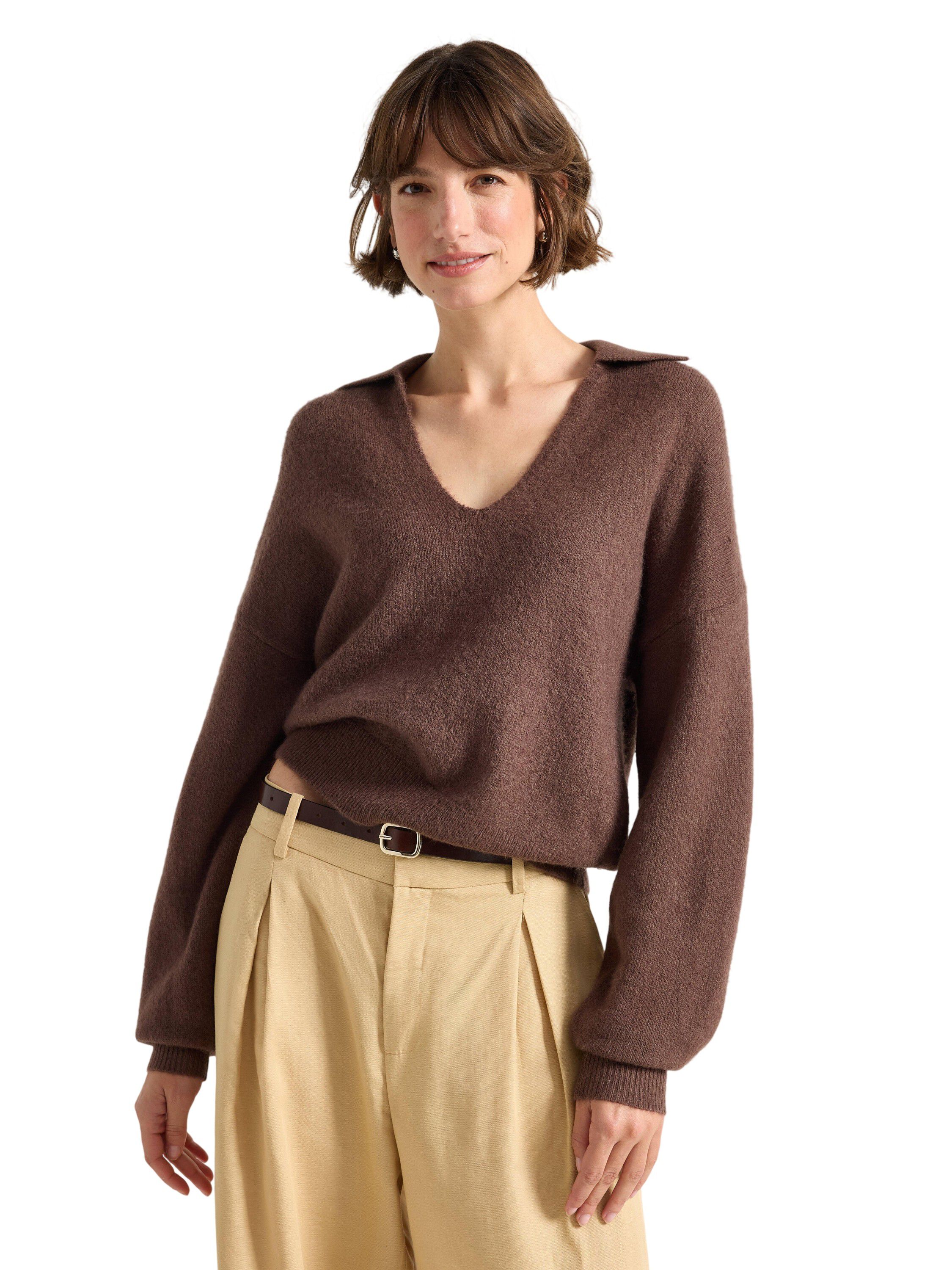 Stickad tr&ouml;ja i mjukt material med