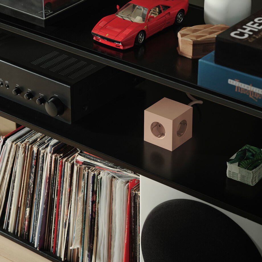 Square 1 - USB-C - 3m F EU - New Pink