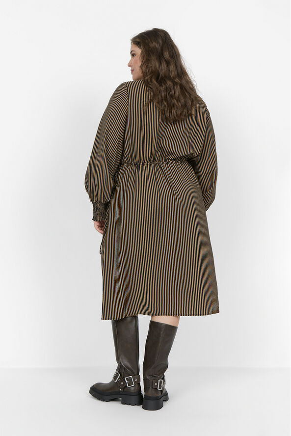 Curvy WA-GENTINA 4 Kjole Mørk sand