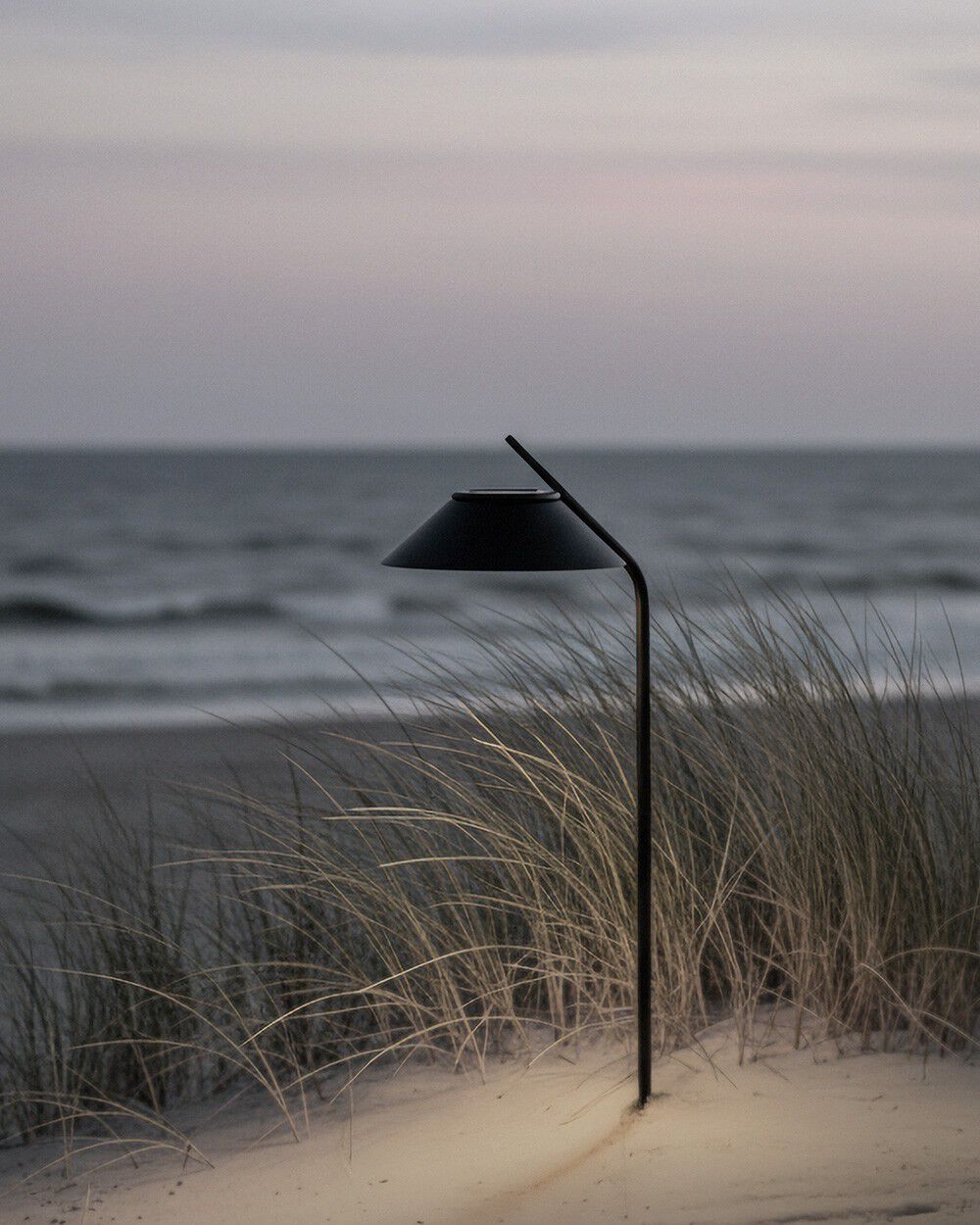 Vinkel Solcellelampe, spyd black
