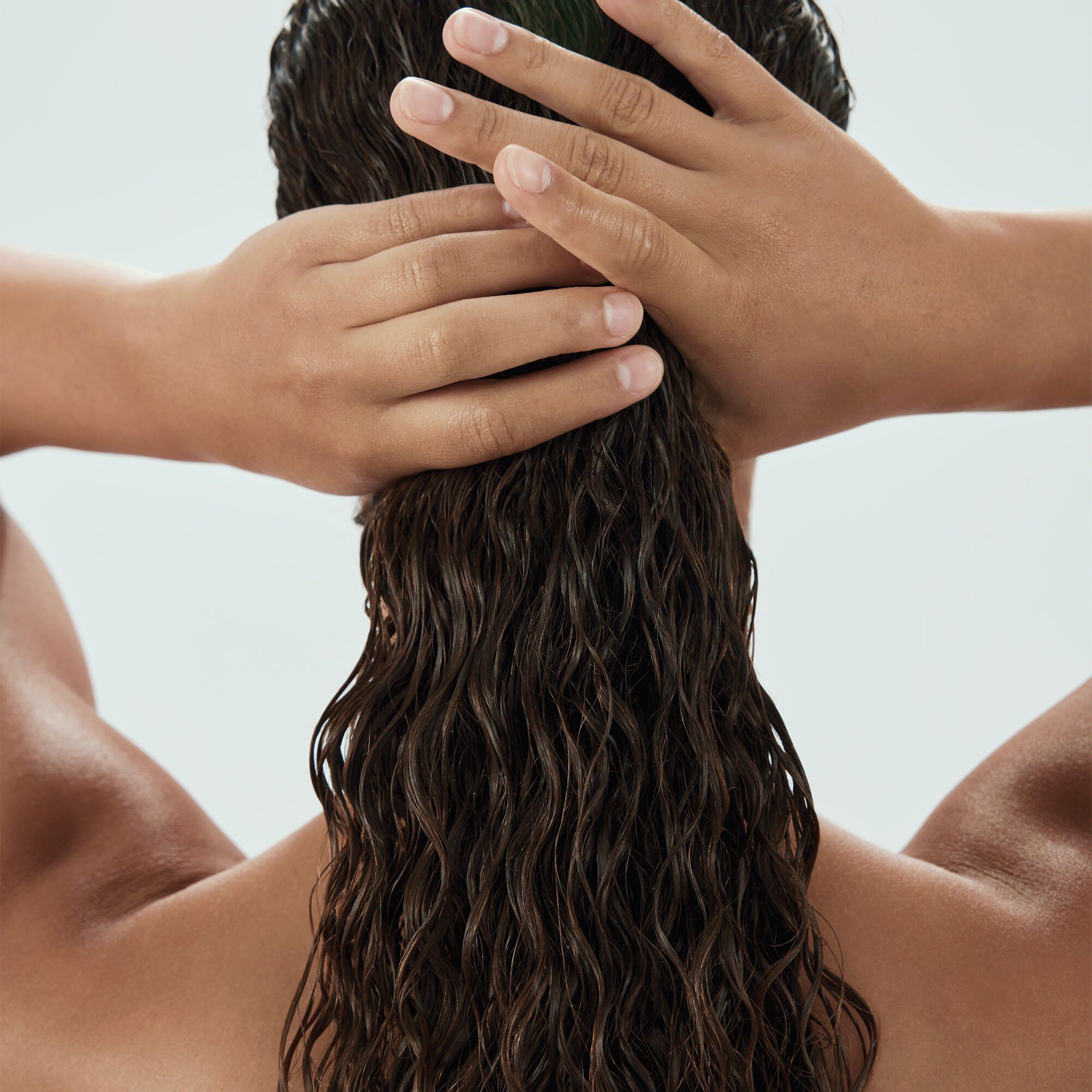 NOURISHING SHAMPOO - 400 ML