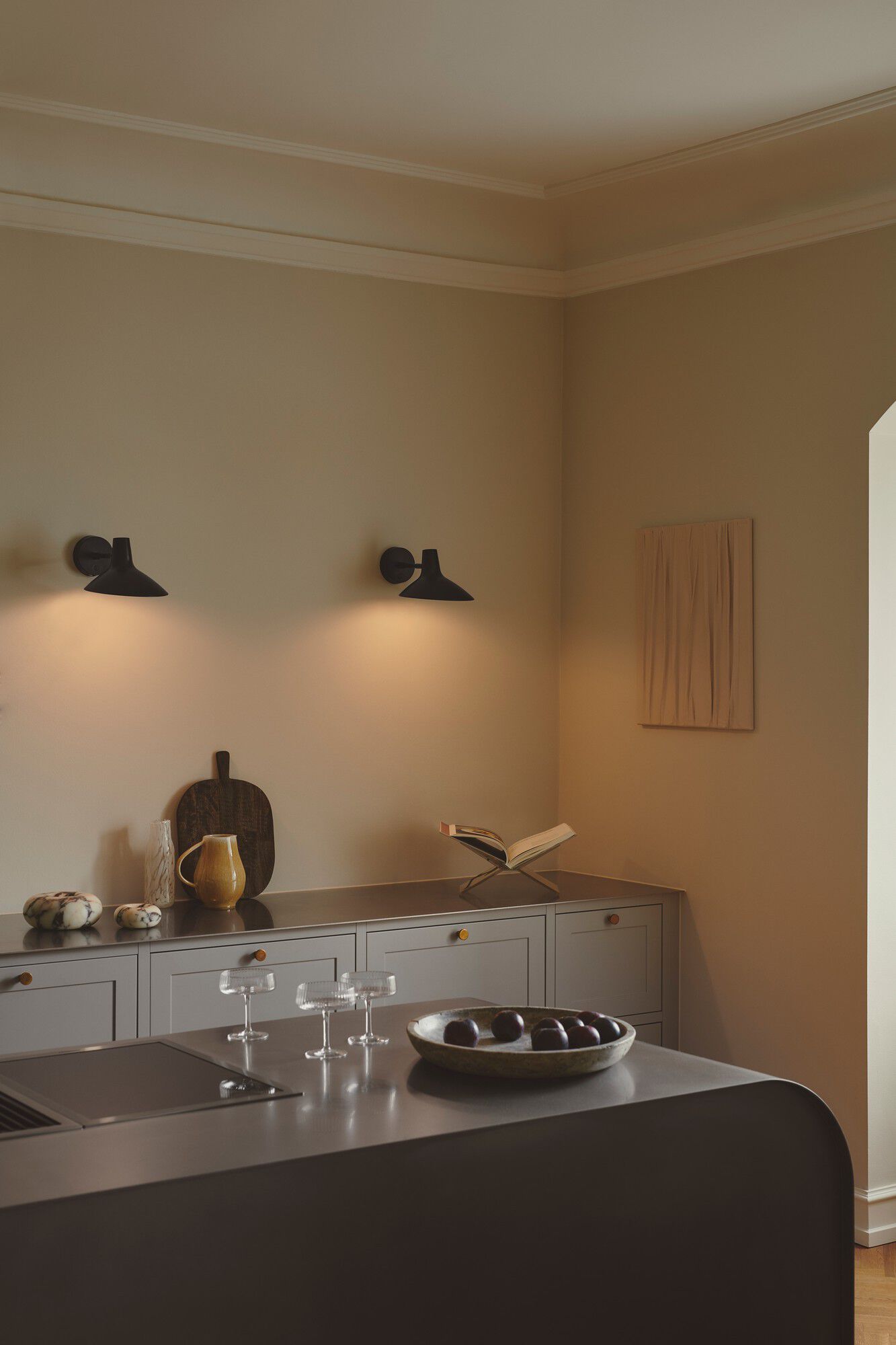 DARCI SHORT WALL E14 BLACK