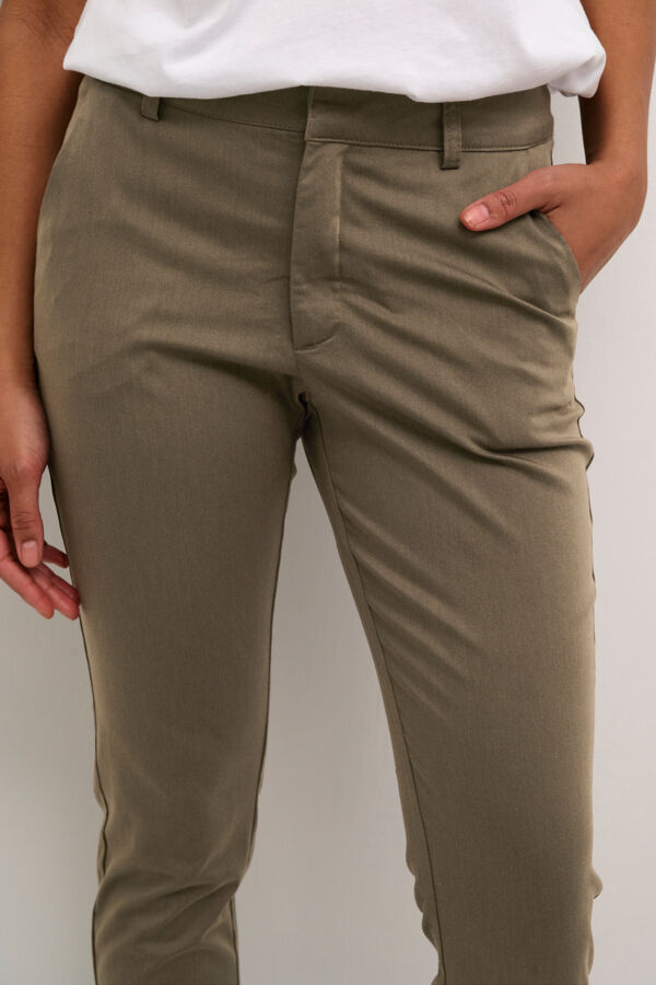 KAlea 7/8 Chino Pant