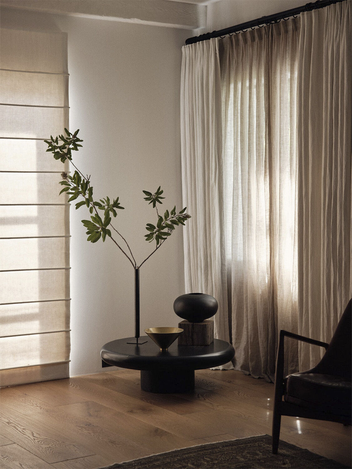 Stance Vase, H40, Bronzed Brass