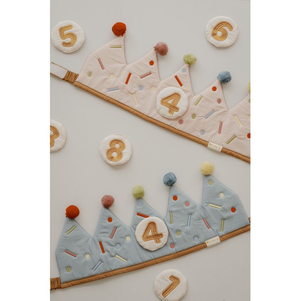 Celebration Crown Rose Mix - Birthday