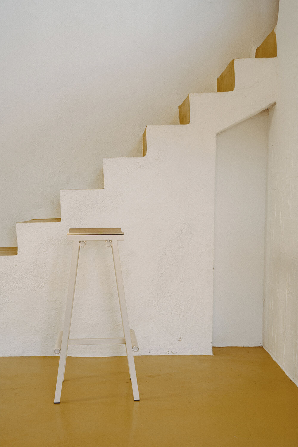 Taburete 8 Bar stool High Eggshell