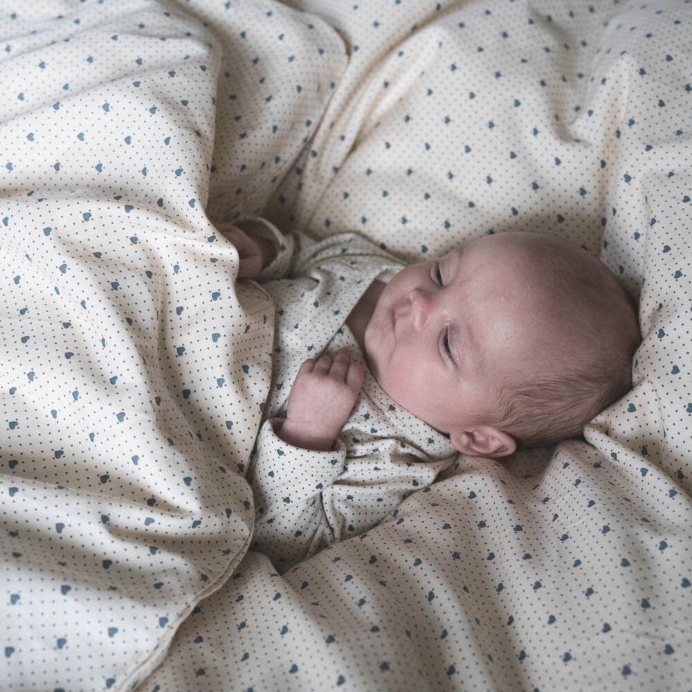 Levi senget&oslash;j