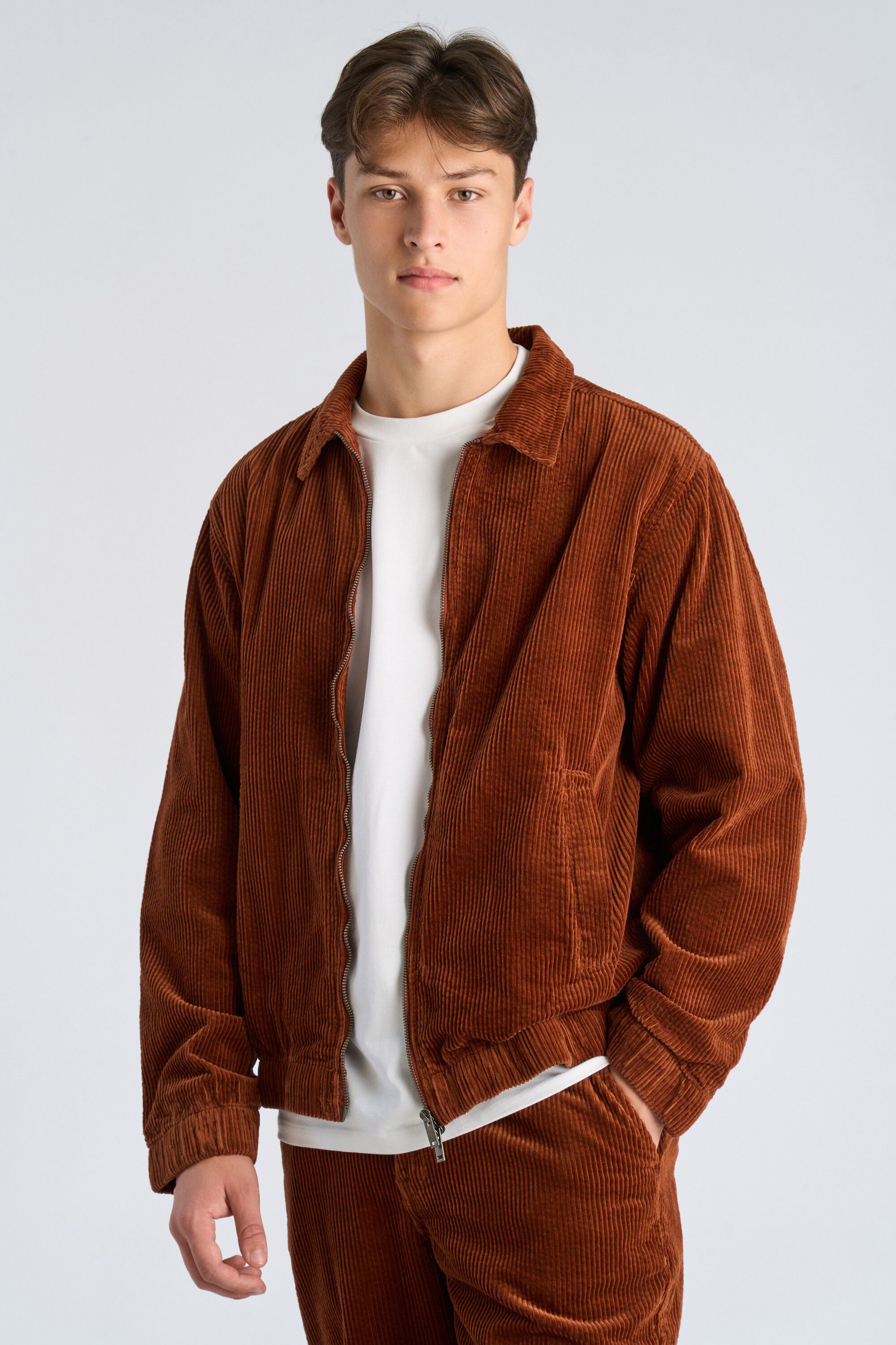 Corduroy zip jacket