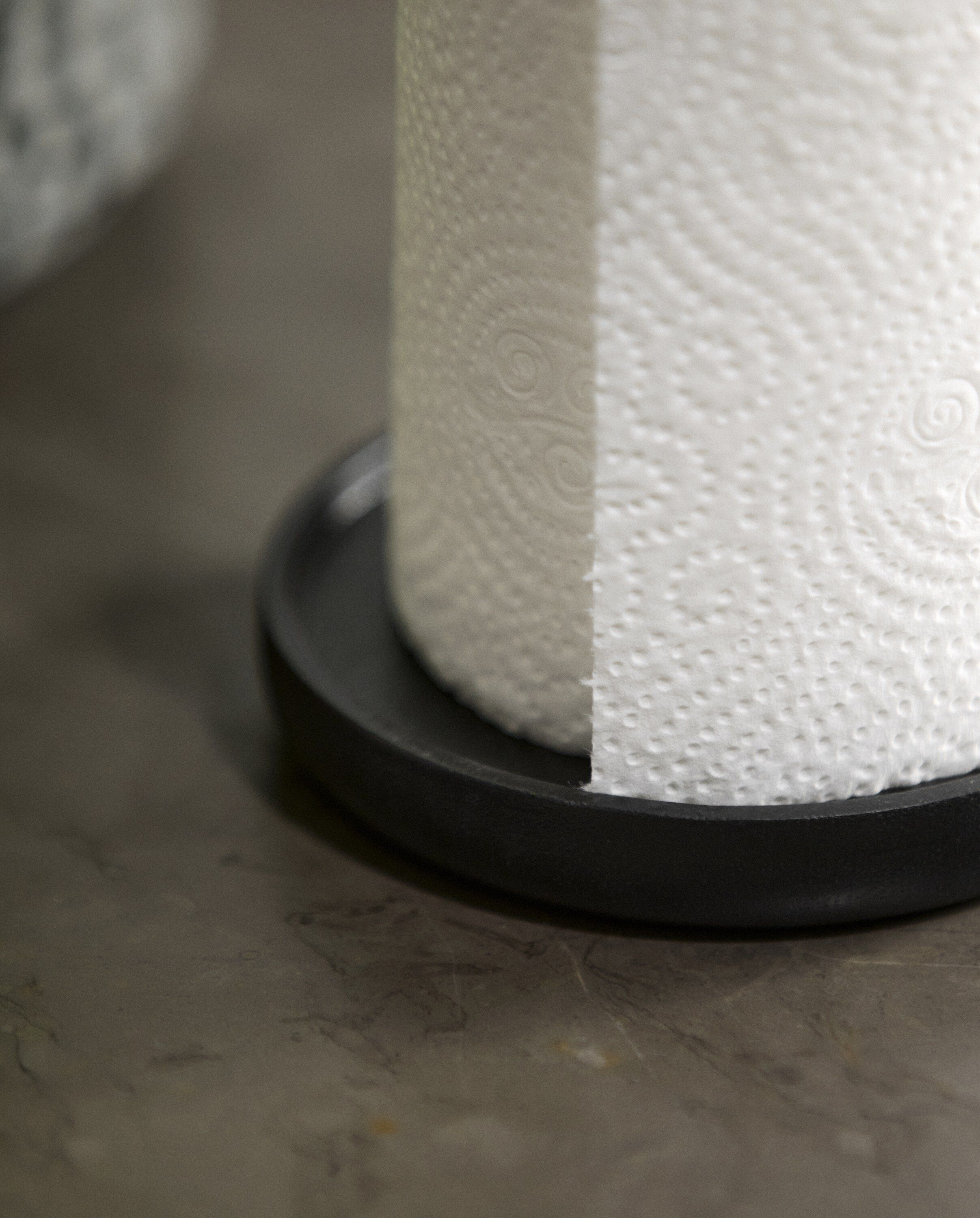 PIPER paper towel holder, wood - black