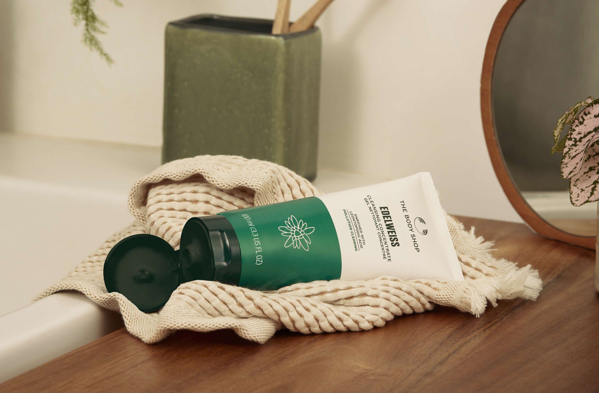 Edelweiss Cleansing Concentrate