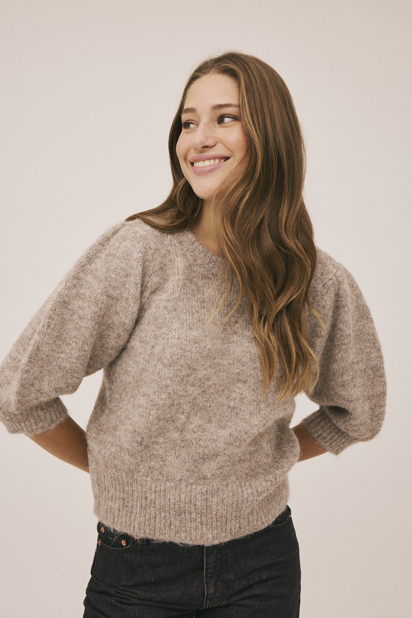 Avelyn 6 Strikket bluse - GRS