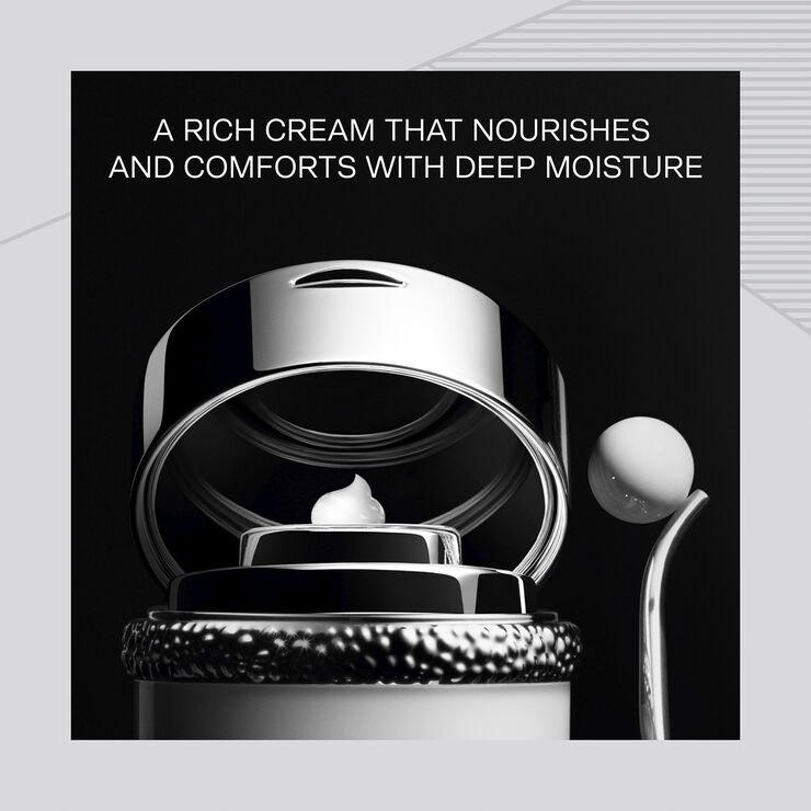 White Caviar Eye Extraordinaire