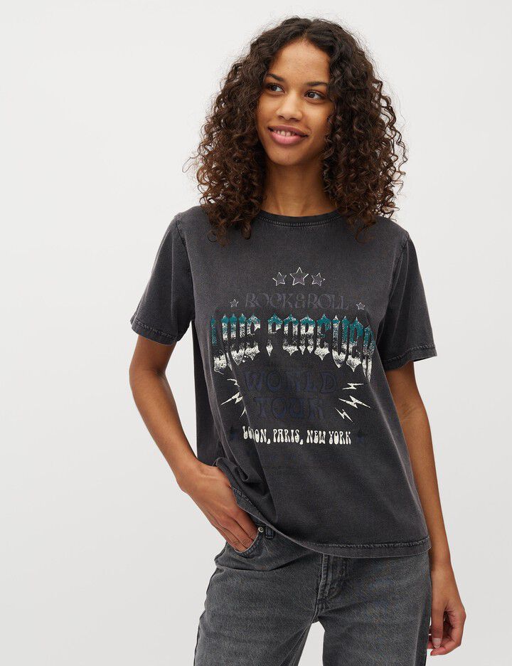 Kortermede t-skjorter