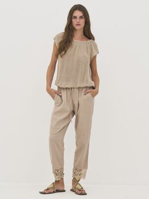 Dewi Top