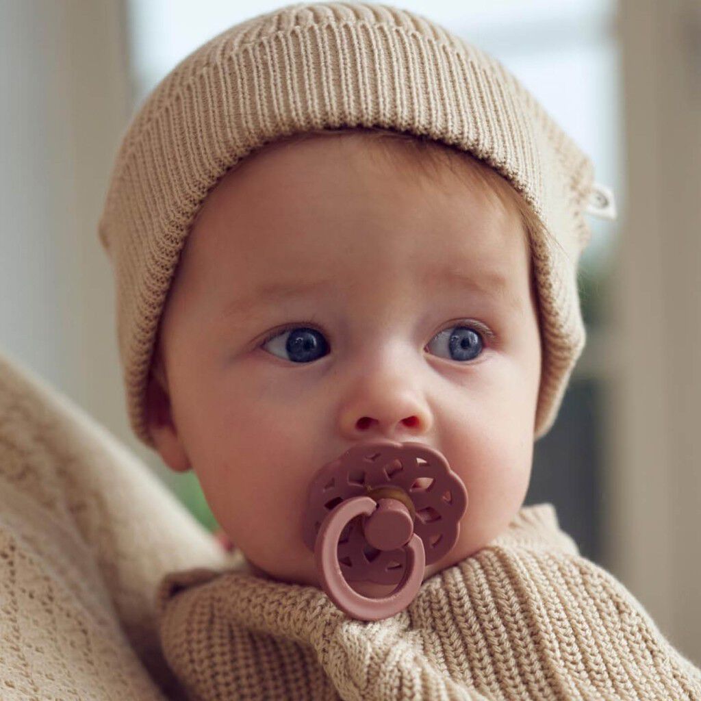 Knit chunky beanie