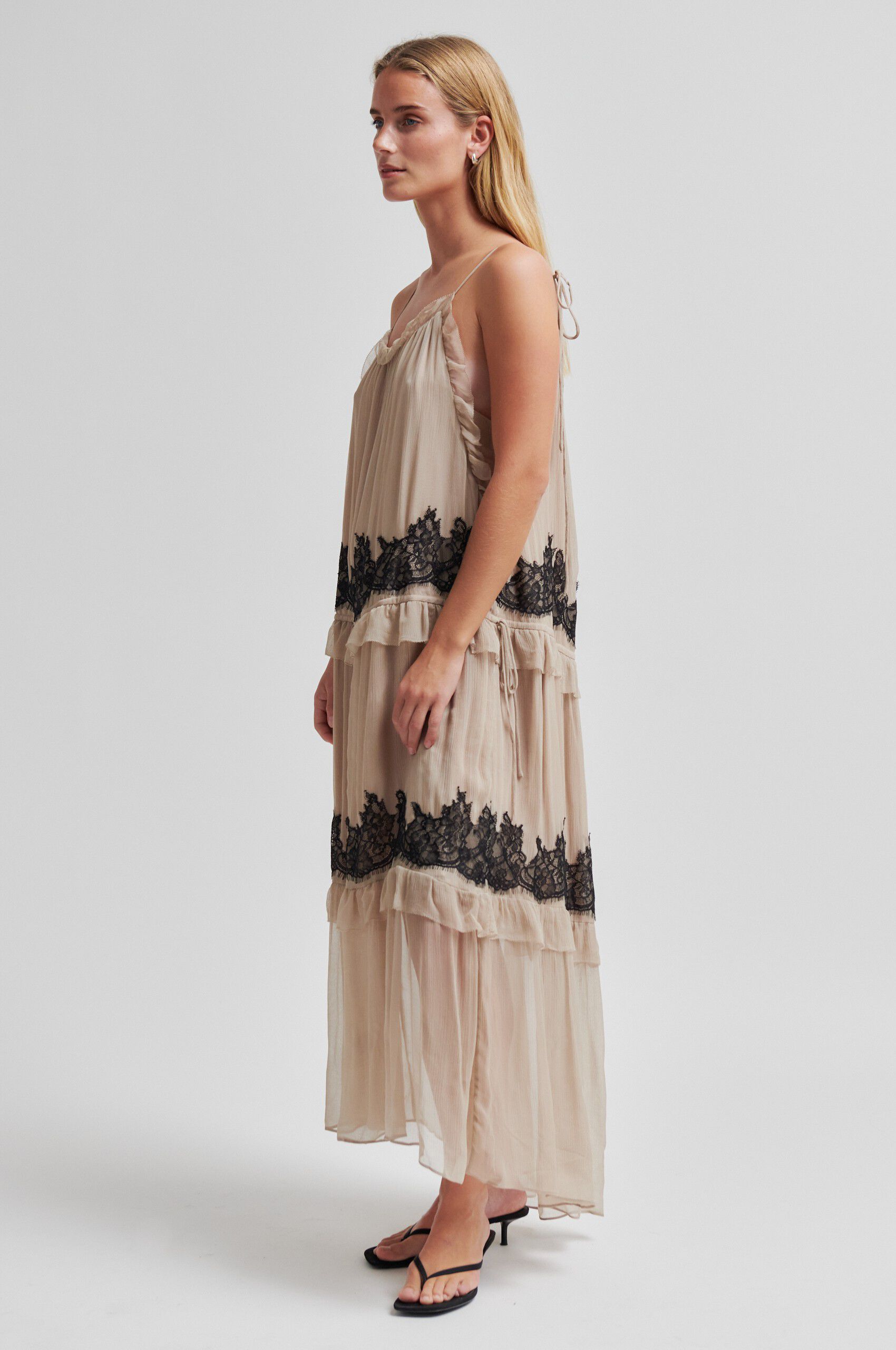 Lynda Maxi Dress