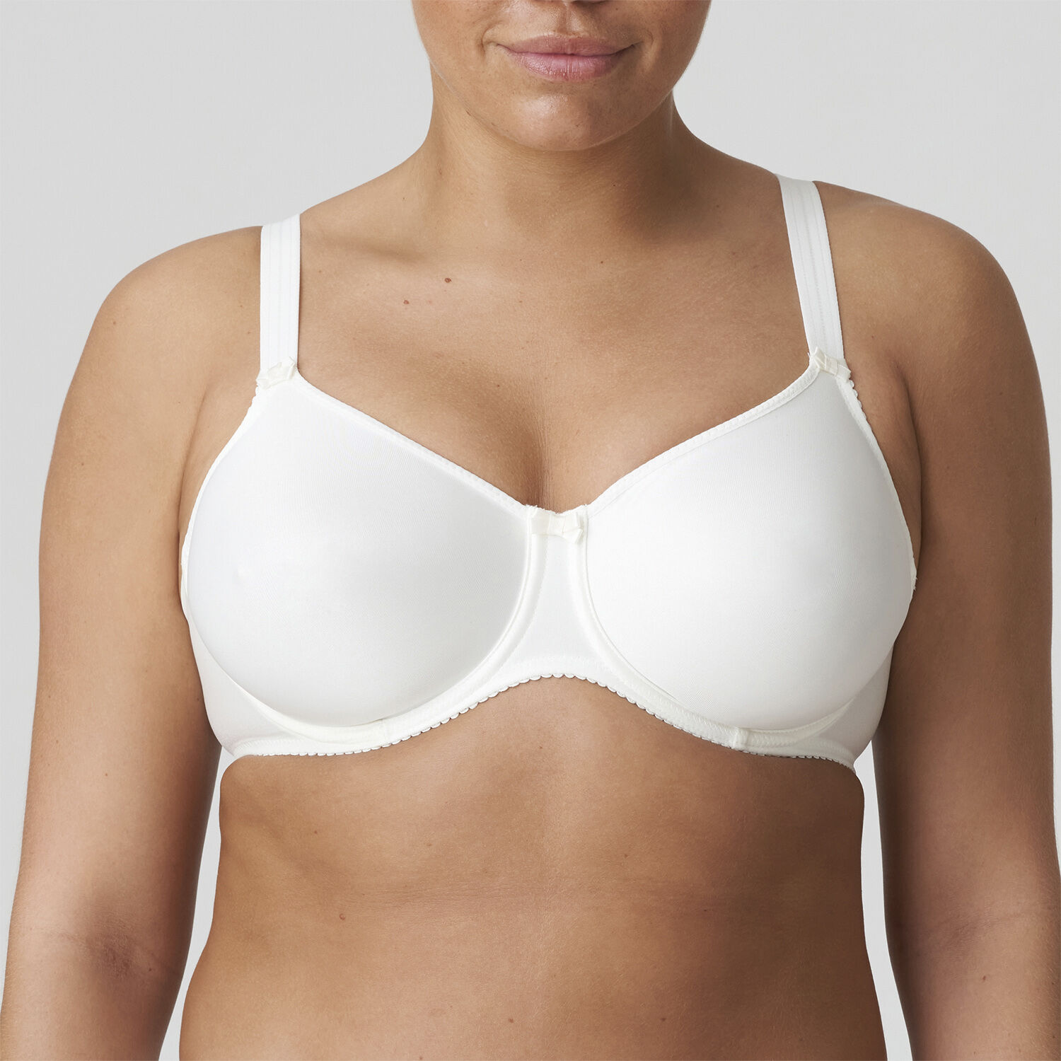 Satin non padded full cup seamless