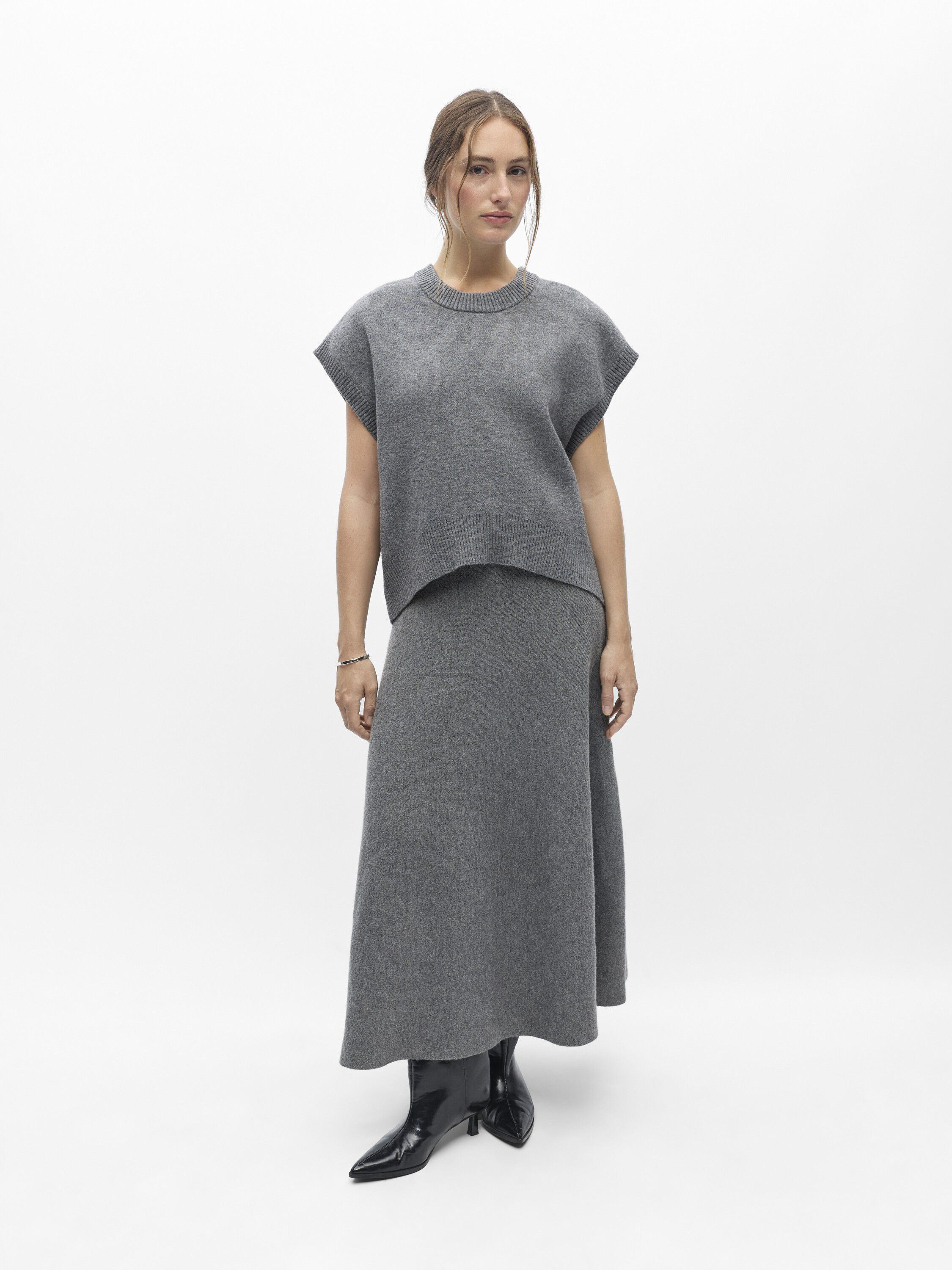 Objitone S/L Lo Knit Vest 147