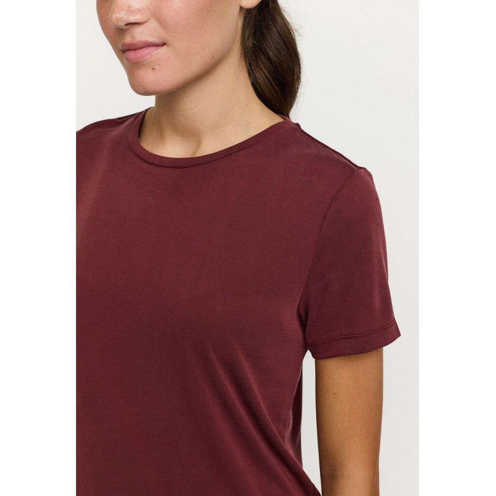 SRElla T-shirt