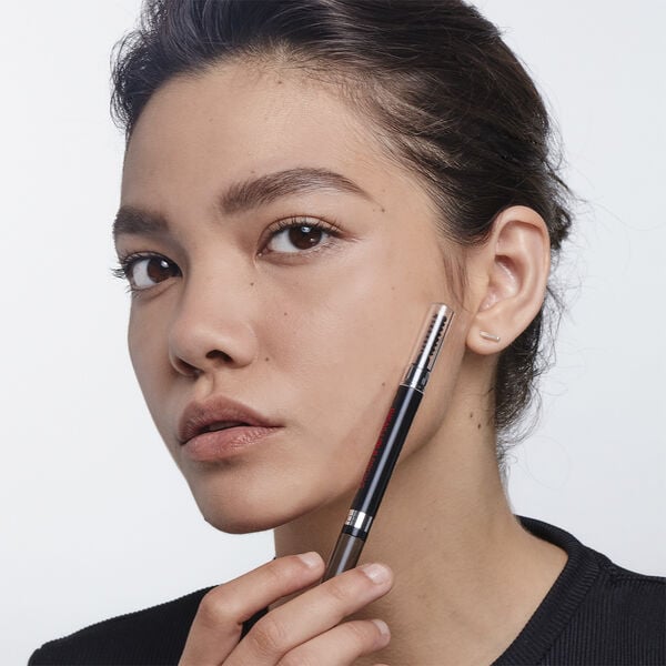 Infaillible Brows 24H Filling Triangular Pencil