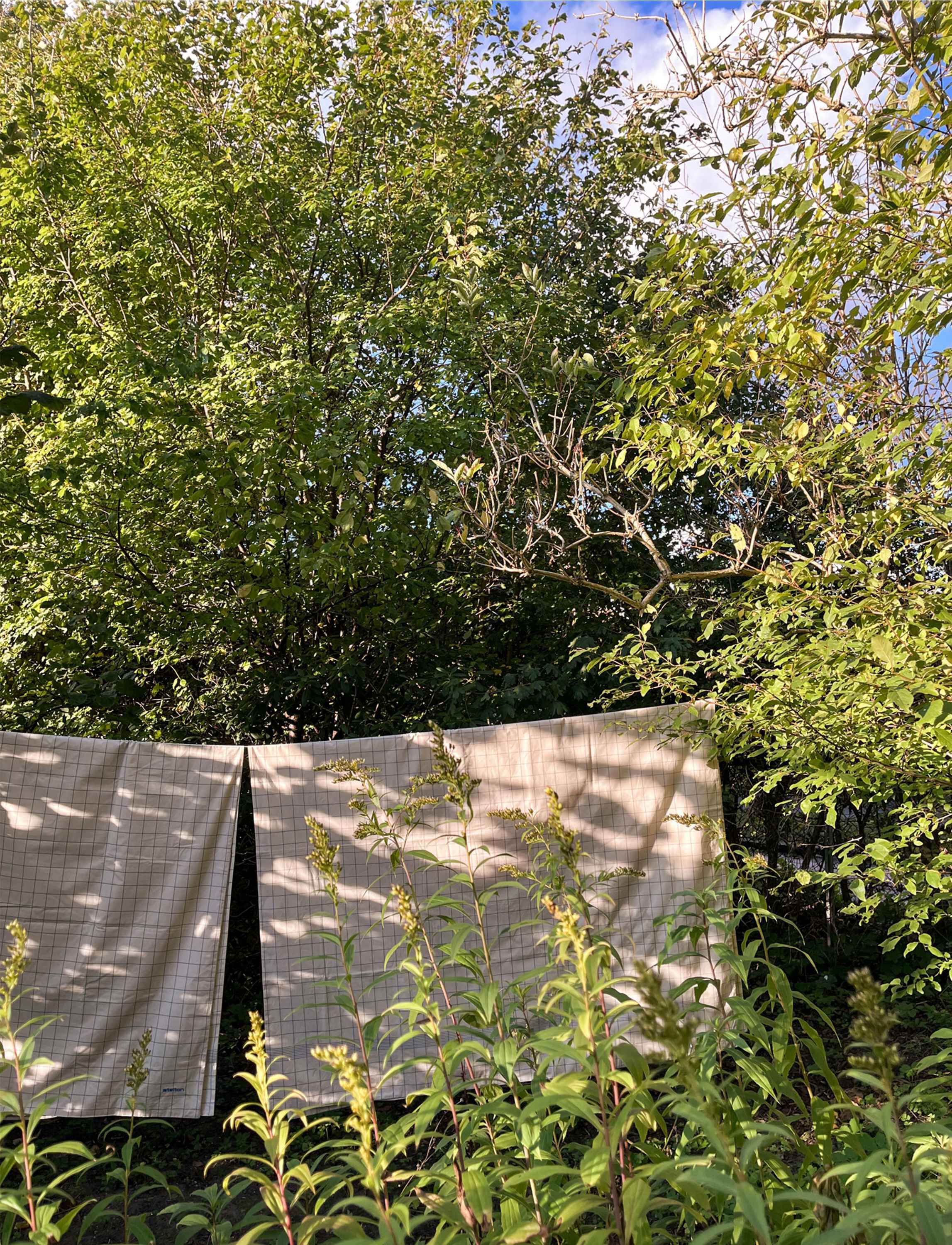 Vibeke Klint senget&oslash;y 140x220 cm/60x63 cm white