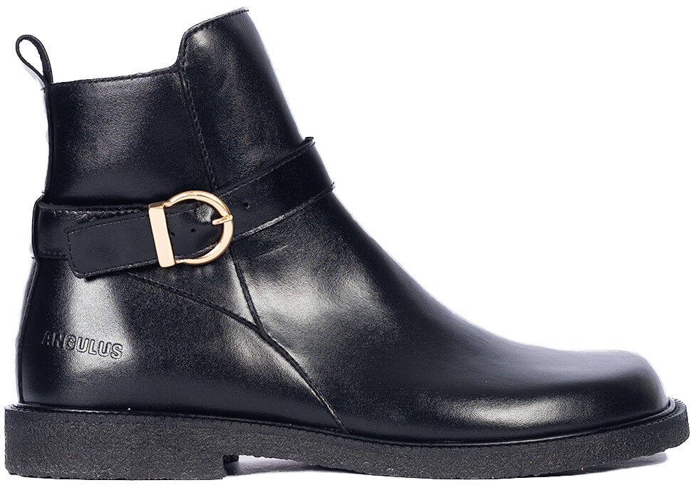 St&oslash;vle med sp&aelig;ndedetailje