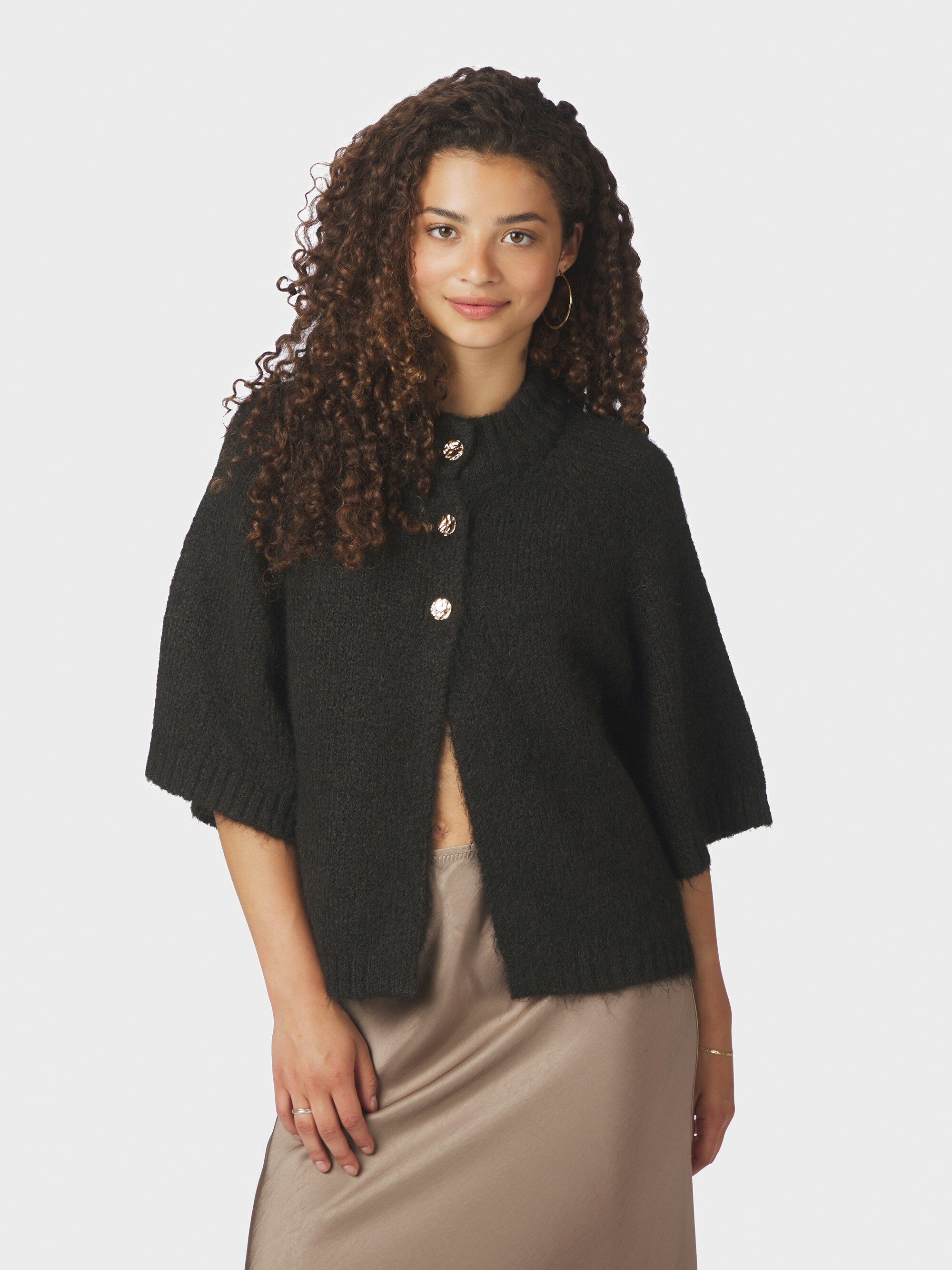 Benuta Fluffy Knit Cardigan
