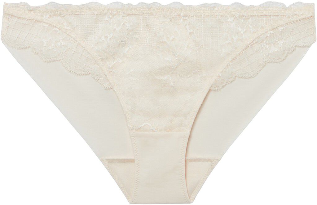 R&Ecirc;VE Brief