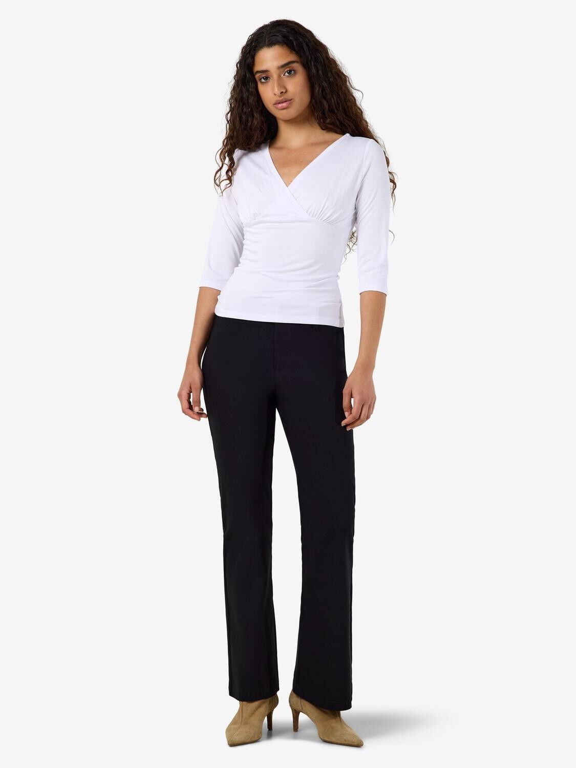 Nmjune 3/4 V-Neck Top