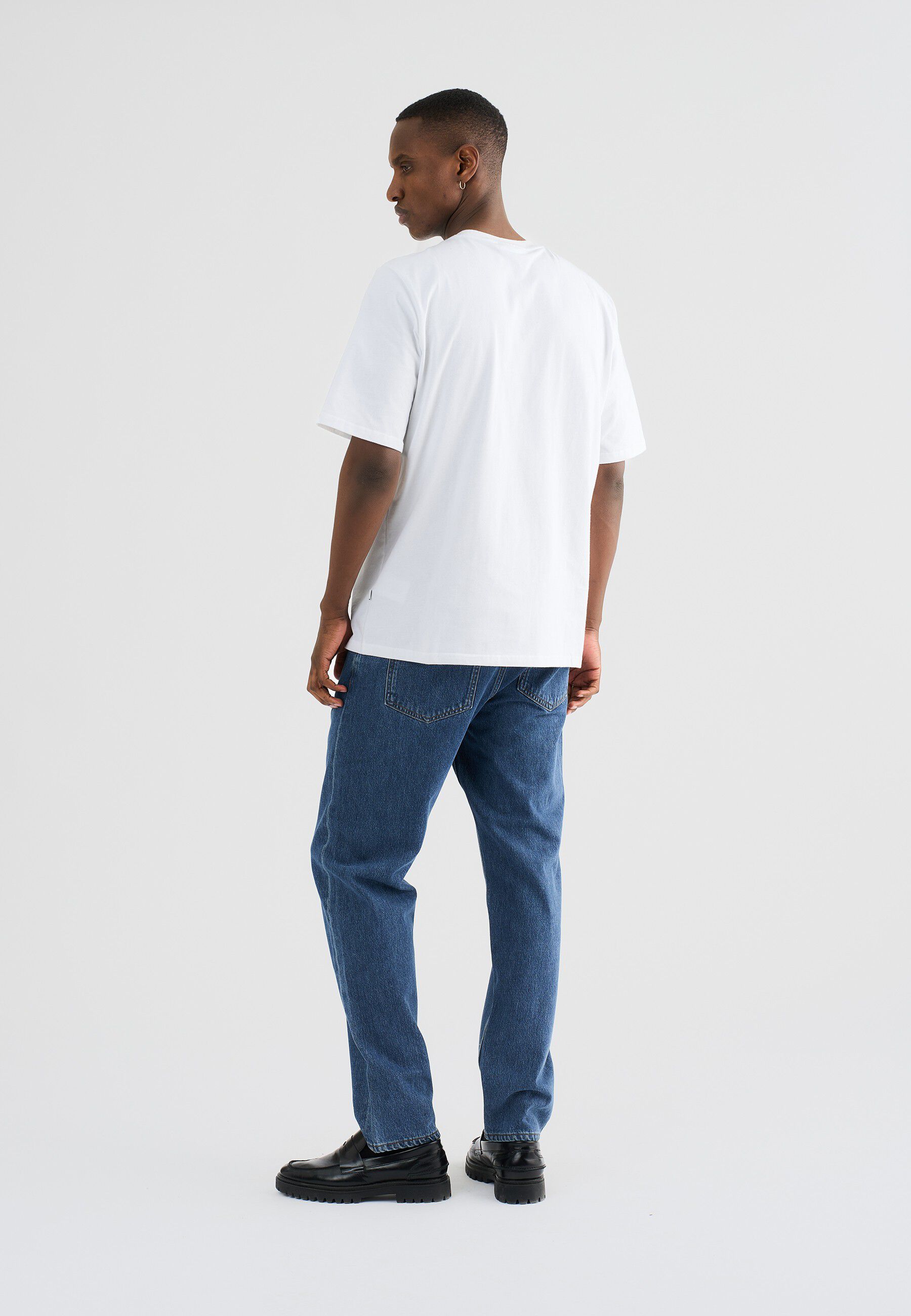 RTMASON STRAIGHT FIT JEANS.