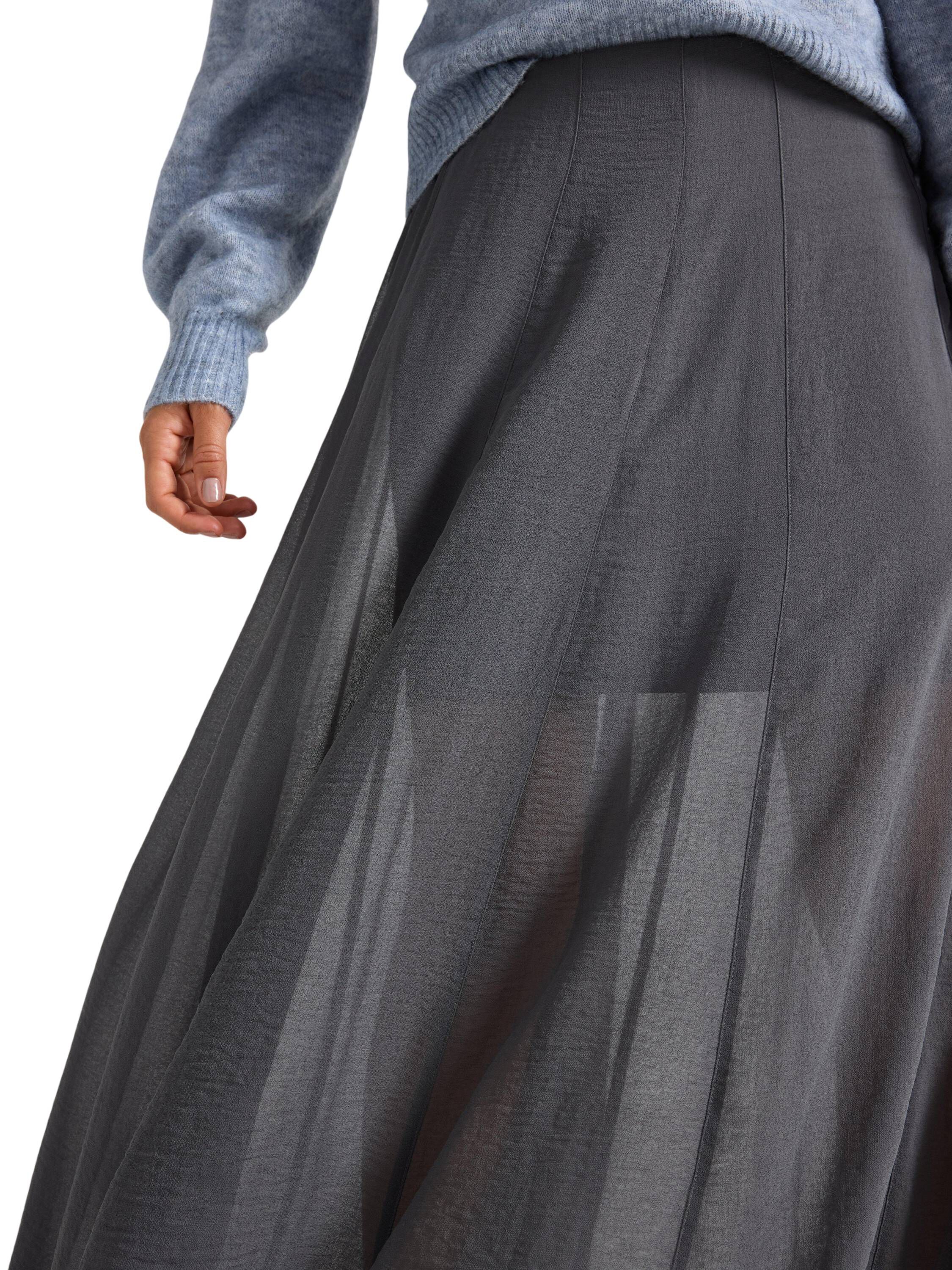 Volumin&ouml;s maxikjol i chiffong med r