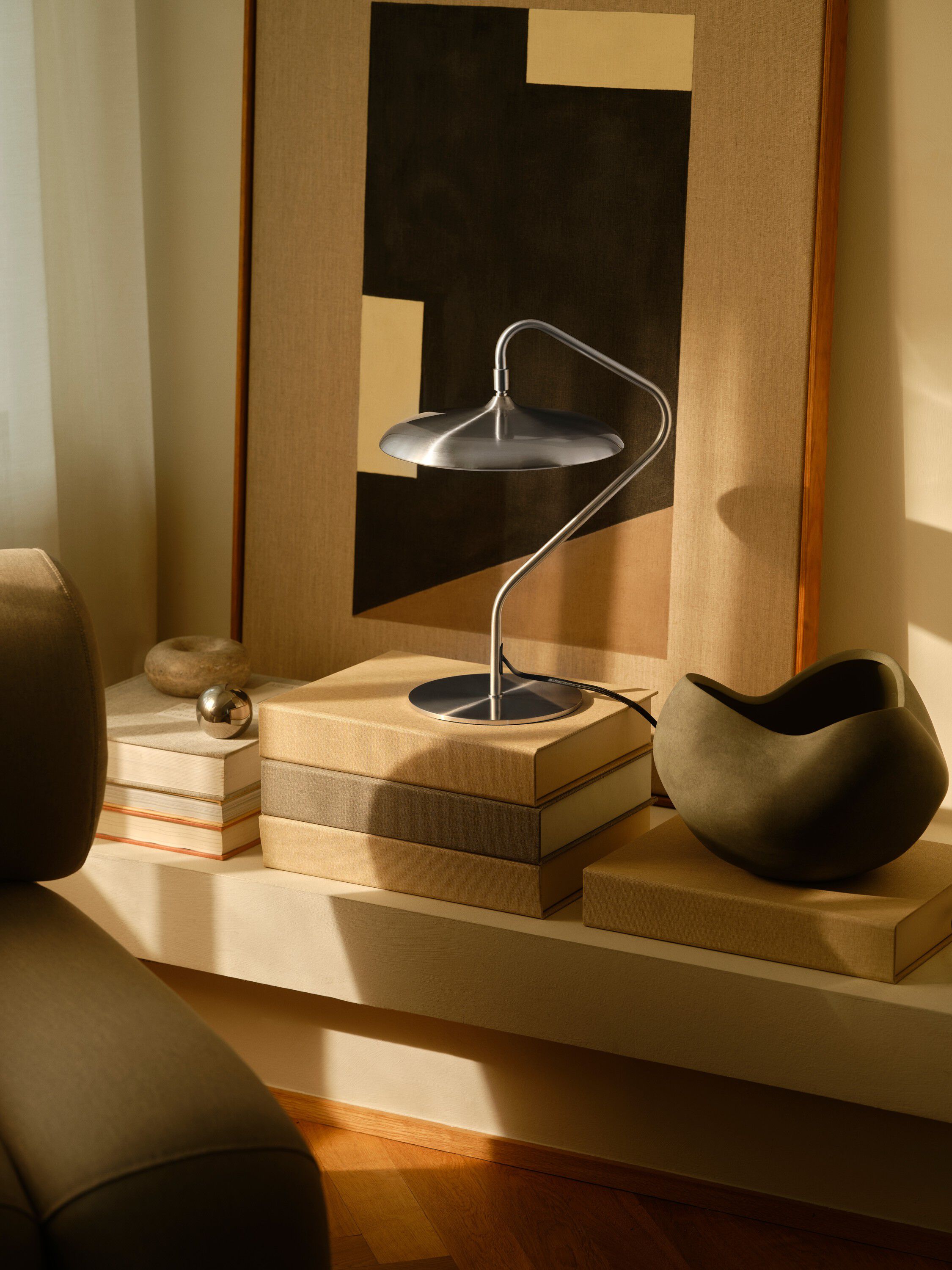 ARTIST TABLE LED STAINLESS STEEL