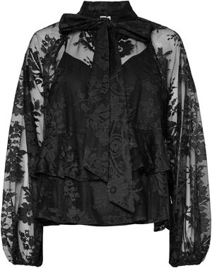 YASLACILLA LS LACE TOP - SHOW