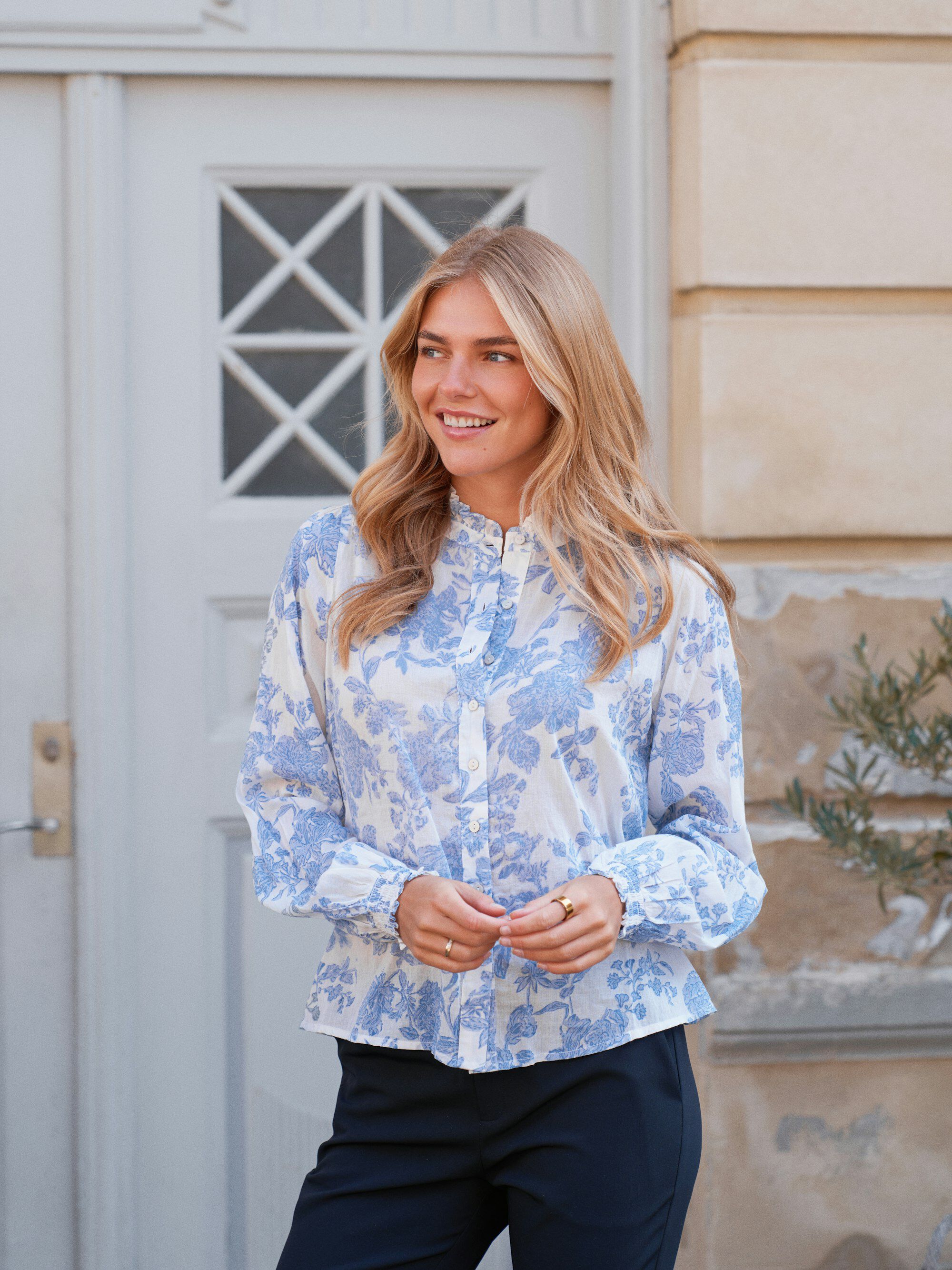 Oda Flower Spring Shirt