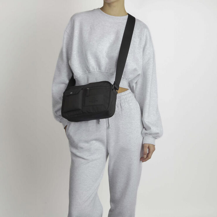 DarlaMBG Crossb. , Monochrome