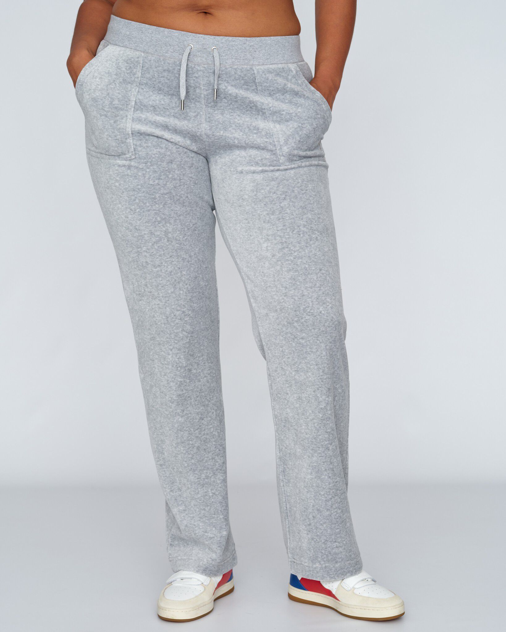 Del Ray Classic Velour Pant Pocket Design