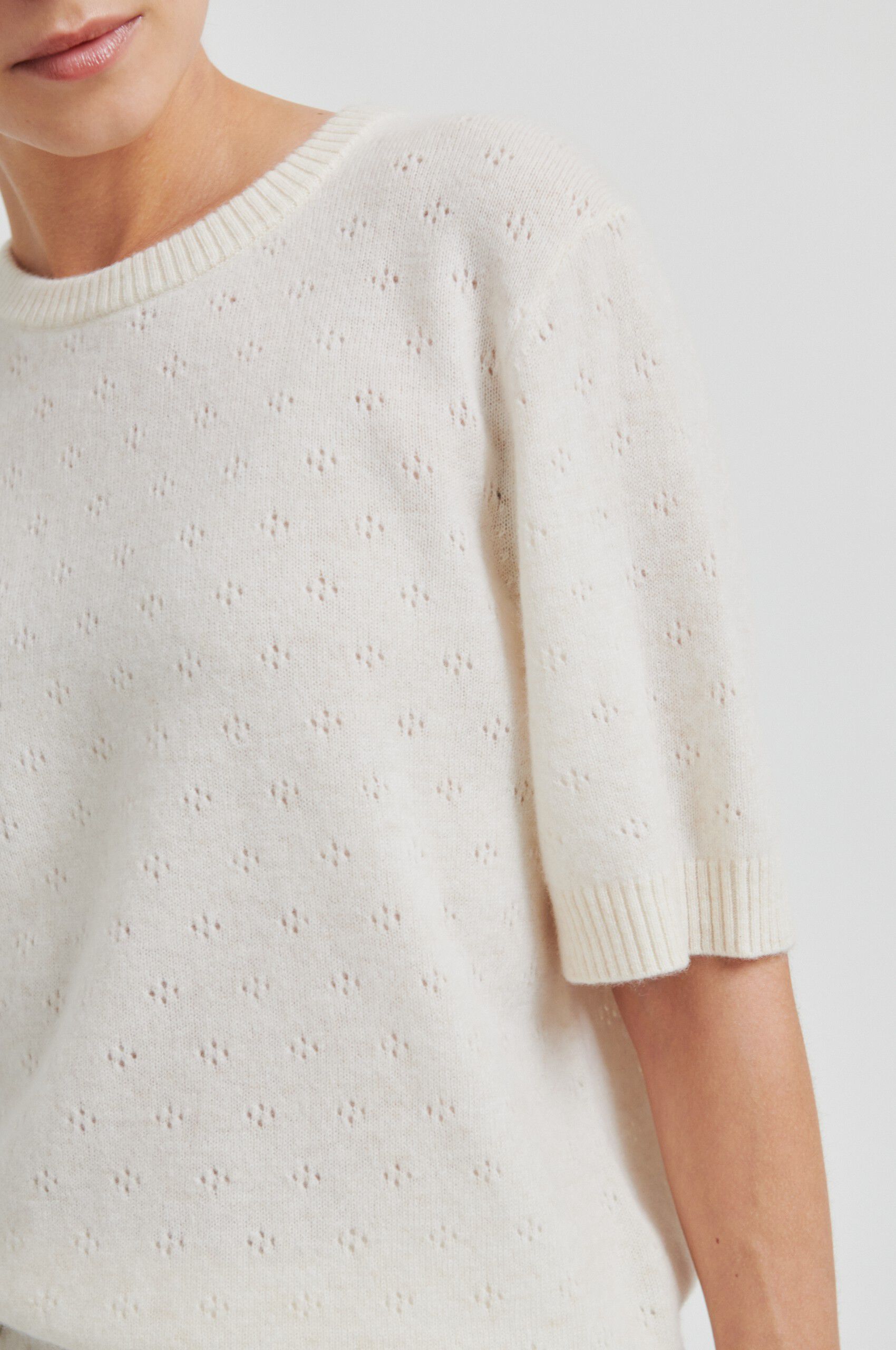 Amala Knit SS O-Neck