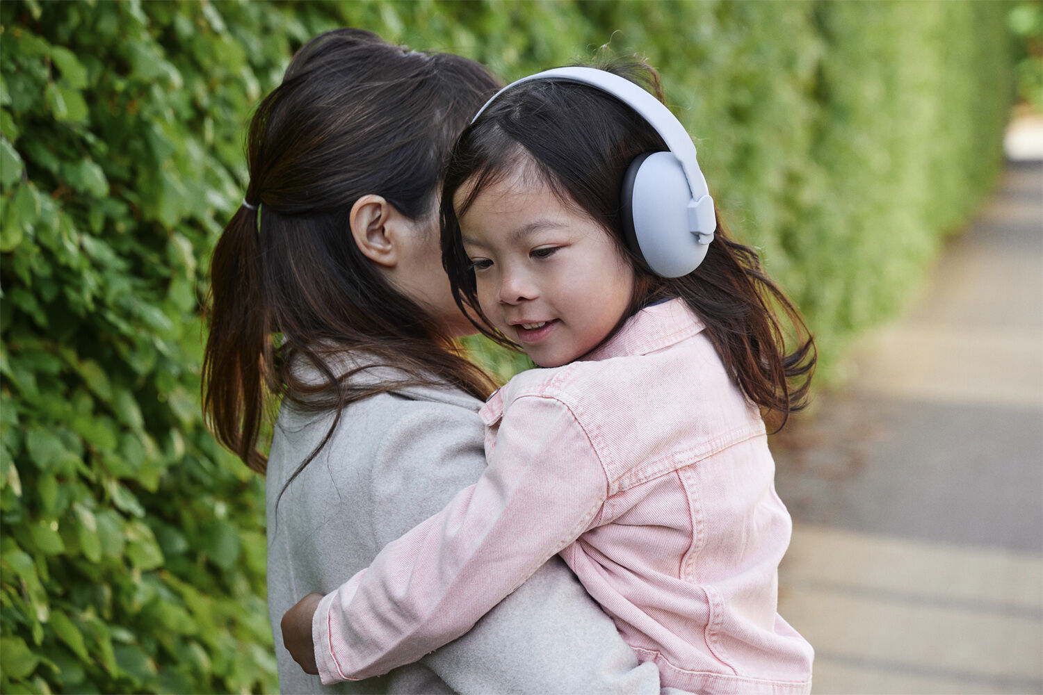 Hush H&oslash;rev&aelig;rn