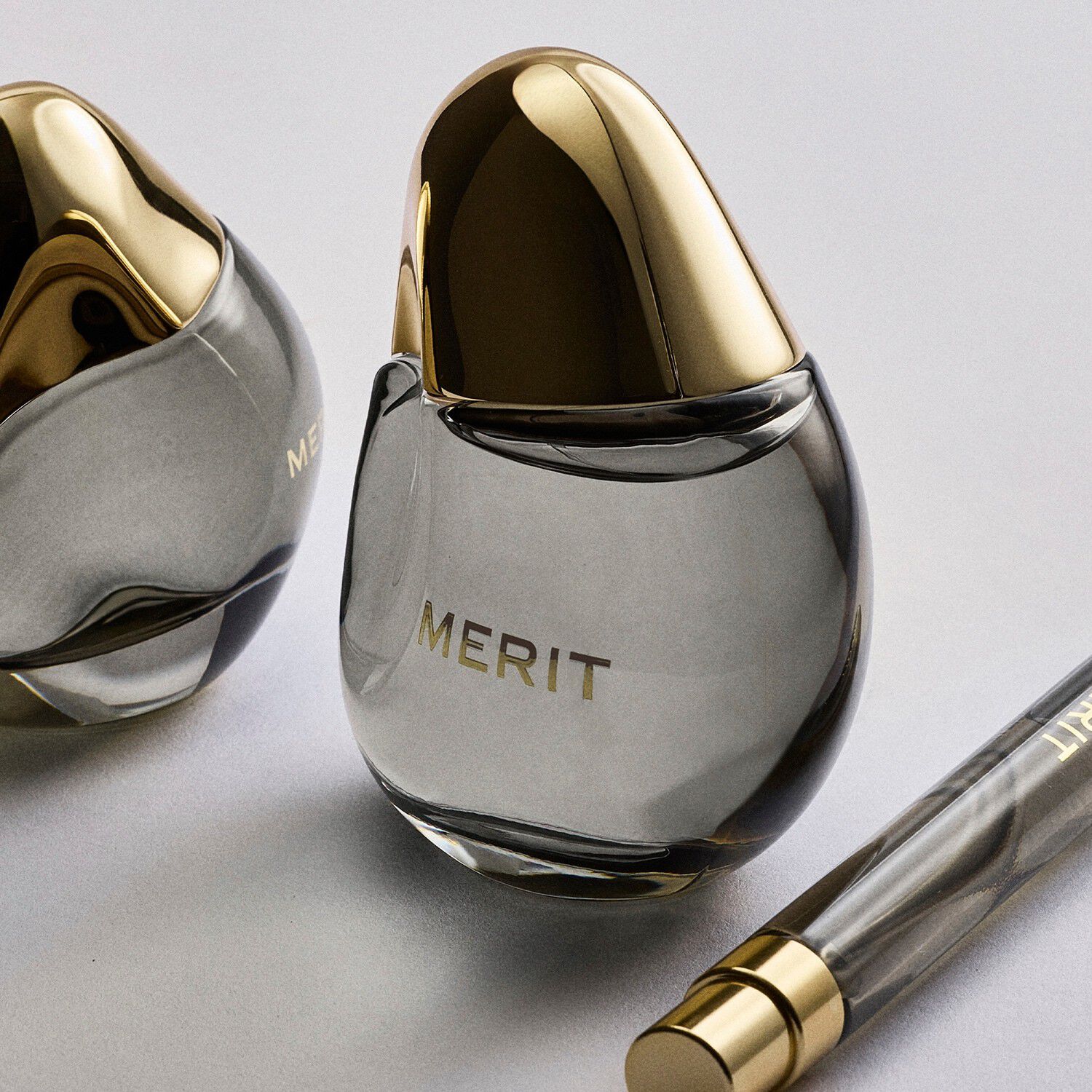 Retrospect - LExtrait De Parfum