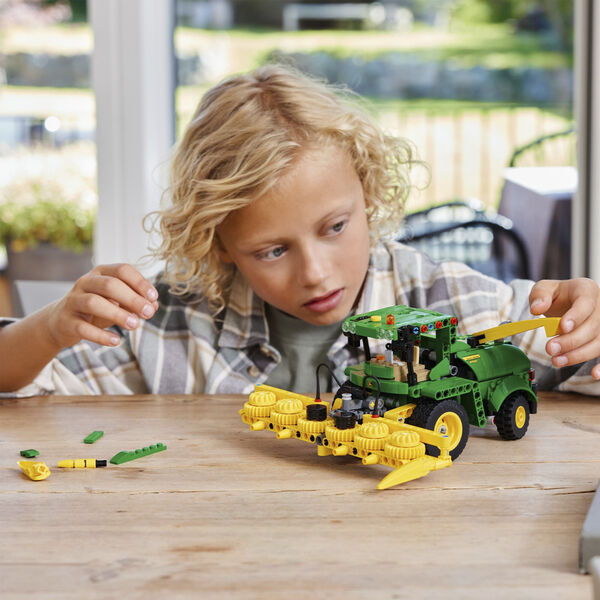 John Deere 9700 Forage Harvester 42168