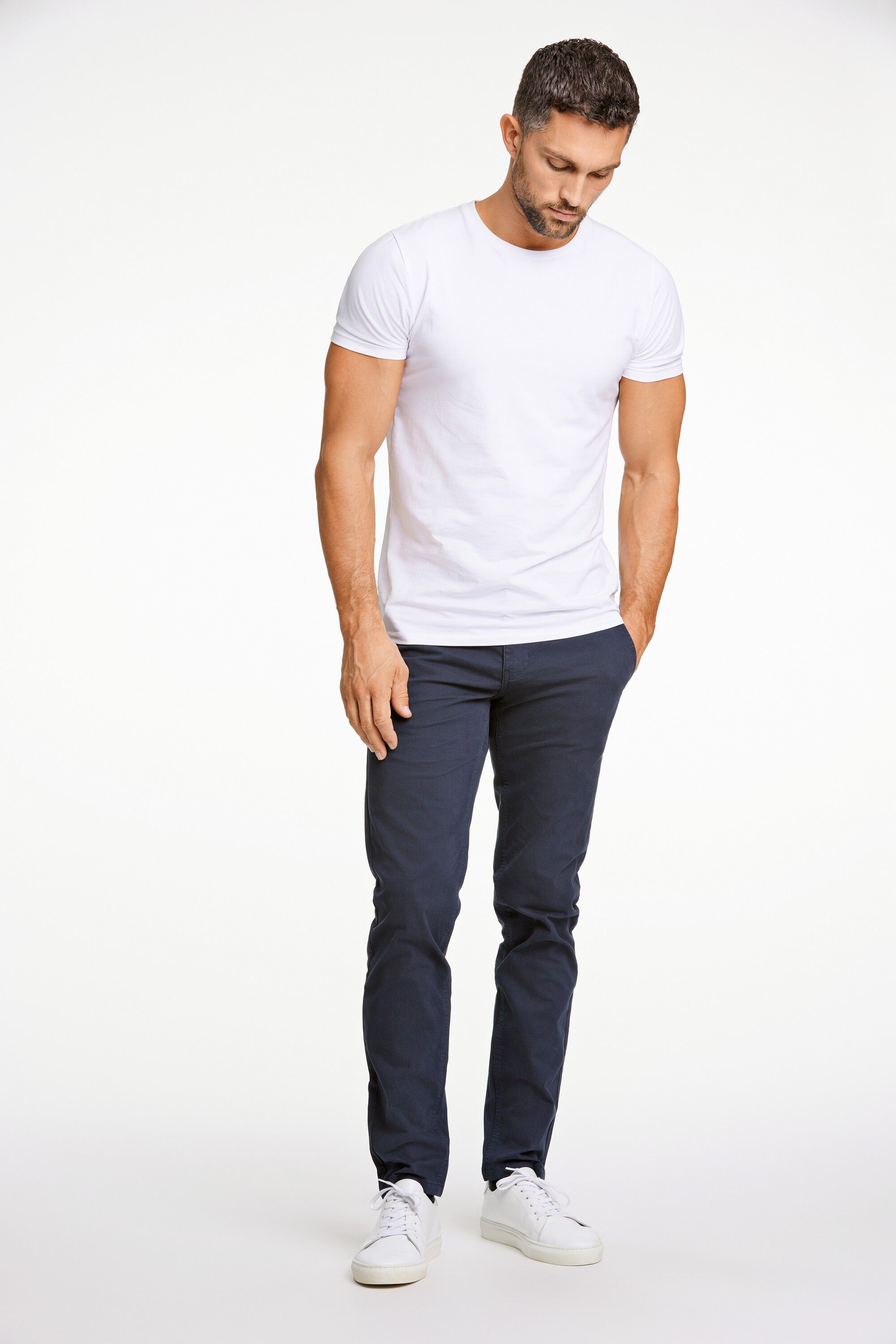Structure superflex chinos