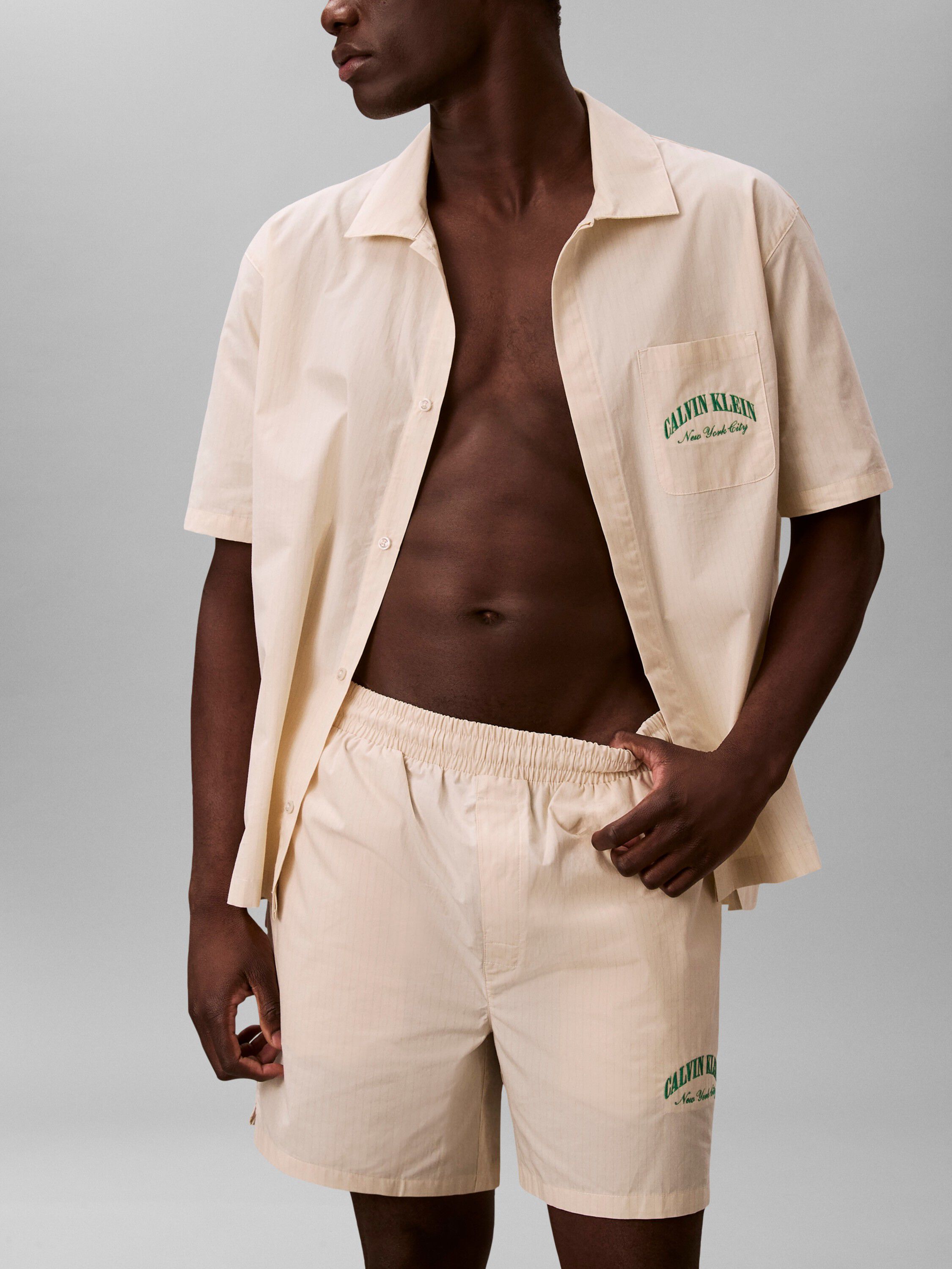 HERITAGE CREST SLEEP SHORT